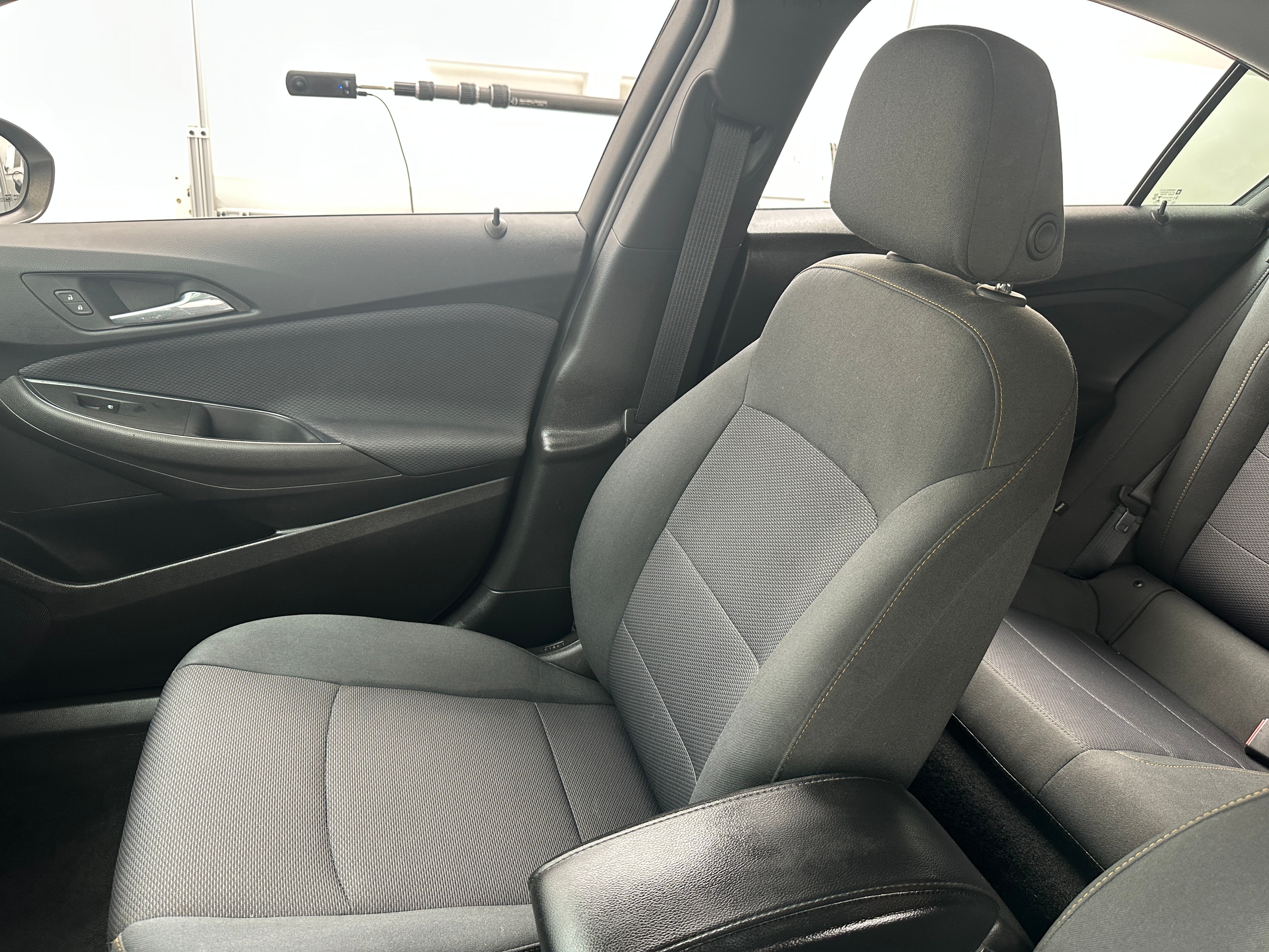 Thumbnail: 2019 Chevrolet Cruze - 2