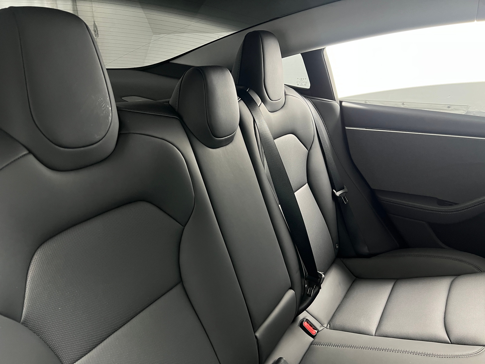 Thumbnail: 2025 Tesla Model 3 - 4
