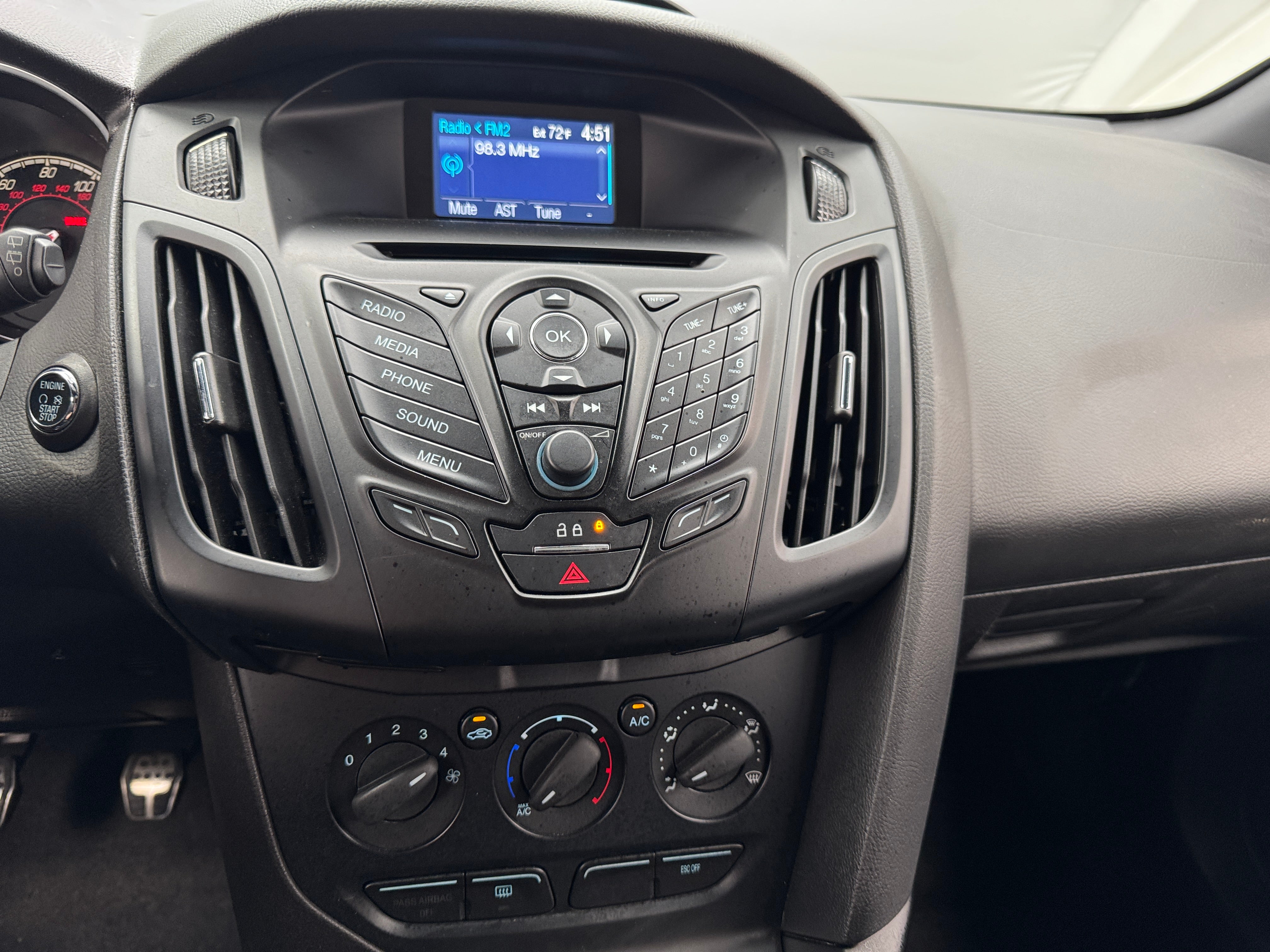 Thumbnail: 2014 Ford Focus - 4