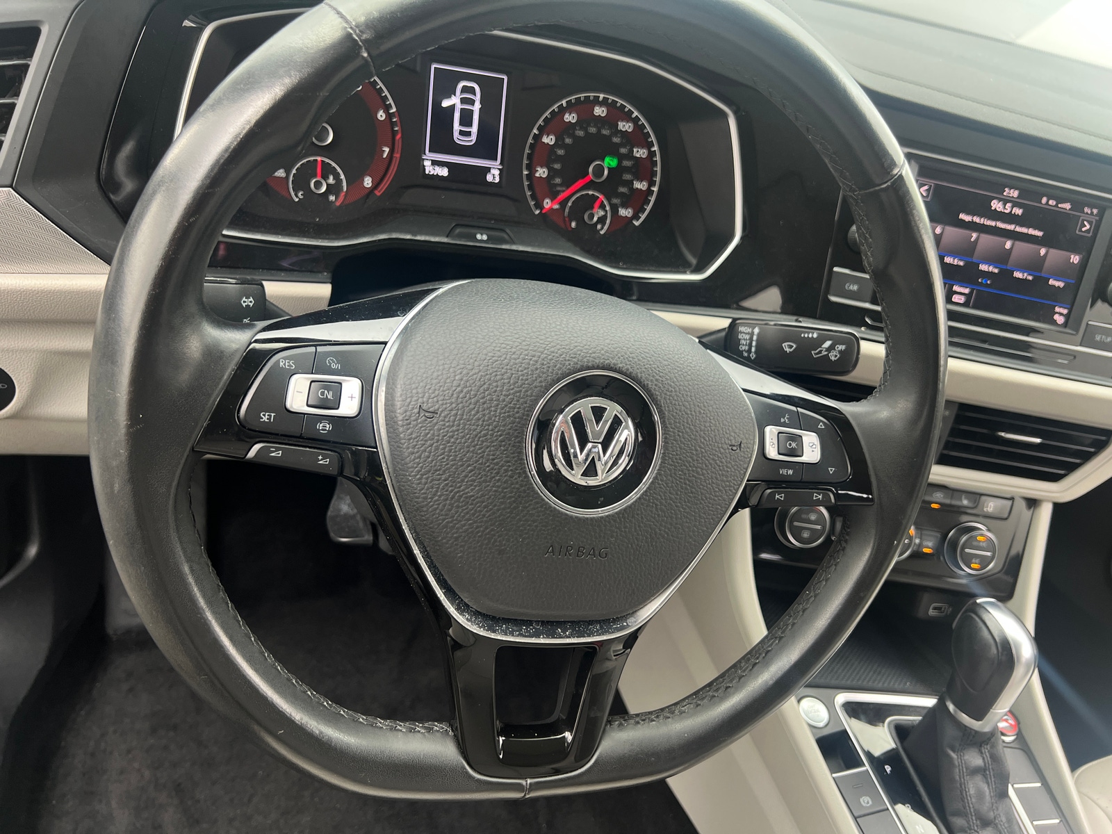 Thumbnail: 2019 Volkswagen Jetta - 4