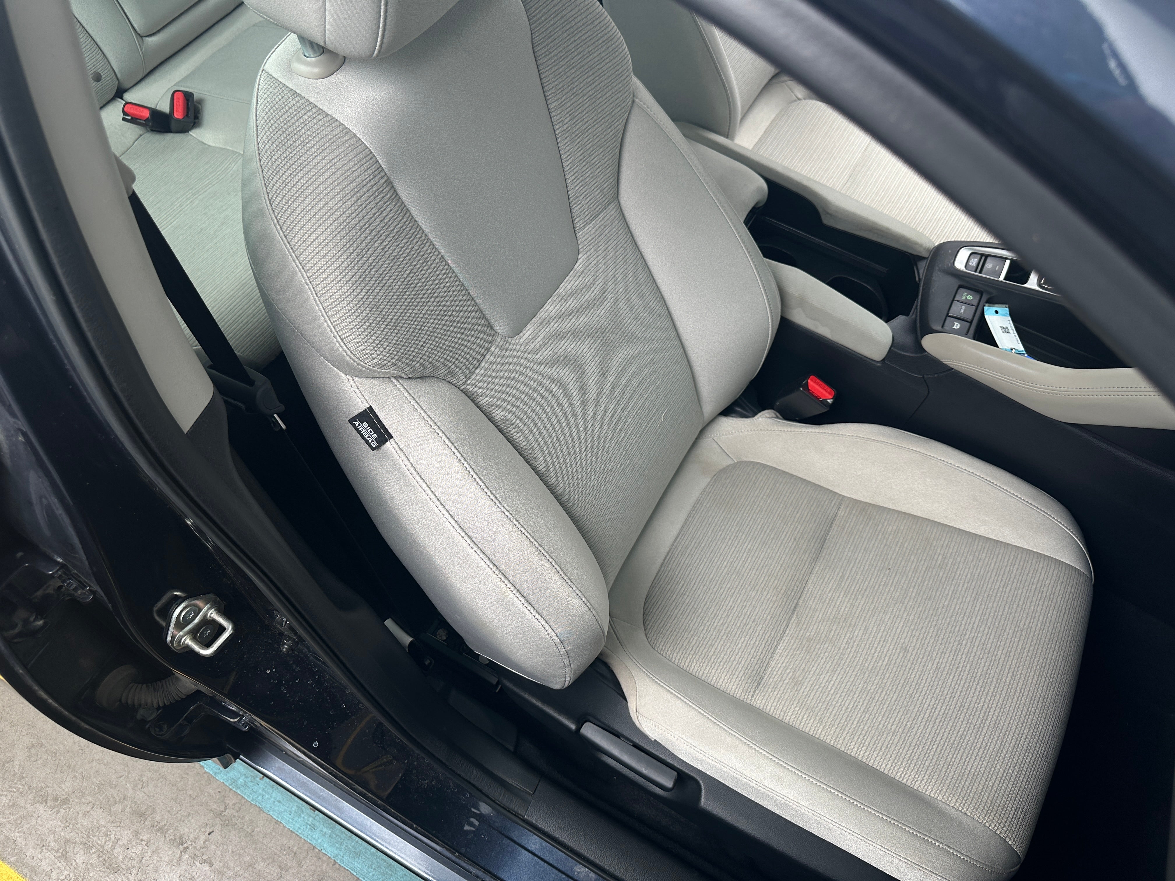 Thumbnail: 2019 Honda Insight - 2