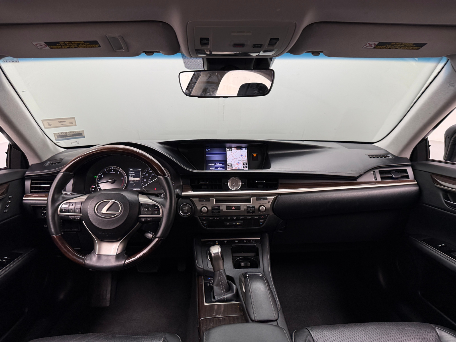 Thumbnail: 2016 Lexus ES - 2
