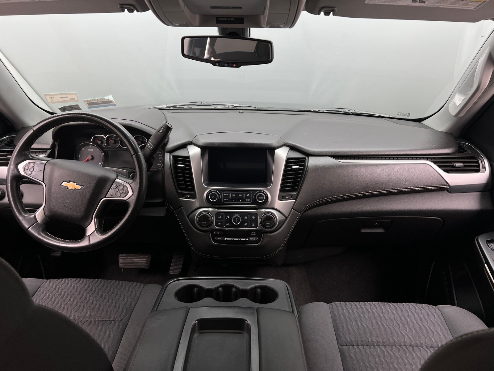 Thumbnail: 2020 Chevrolet Suburban - 3