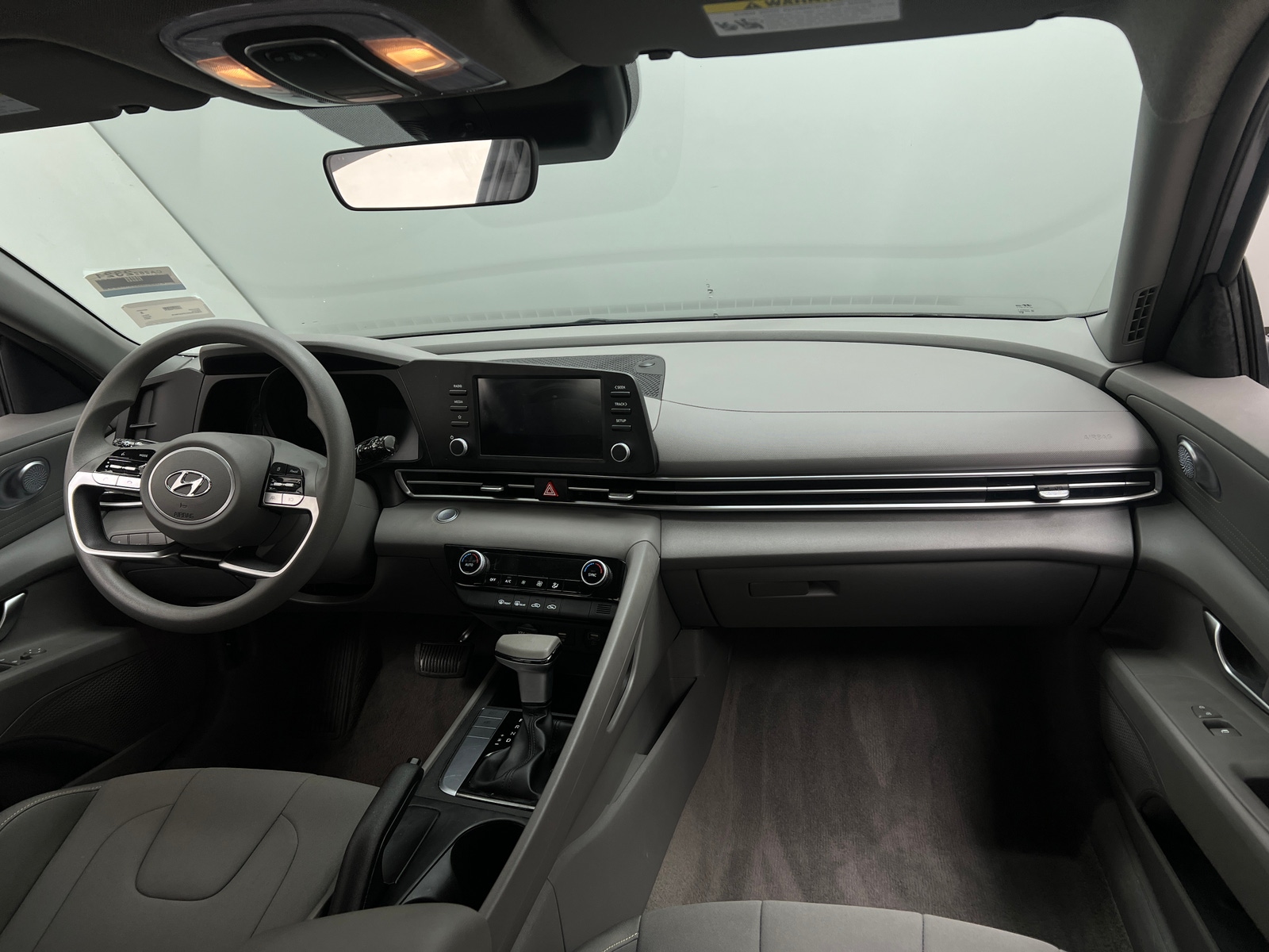 Thumbnail: 2023 Hyundai Elantra - 3