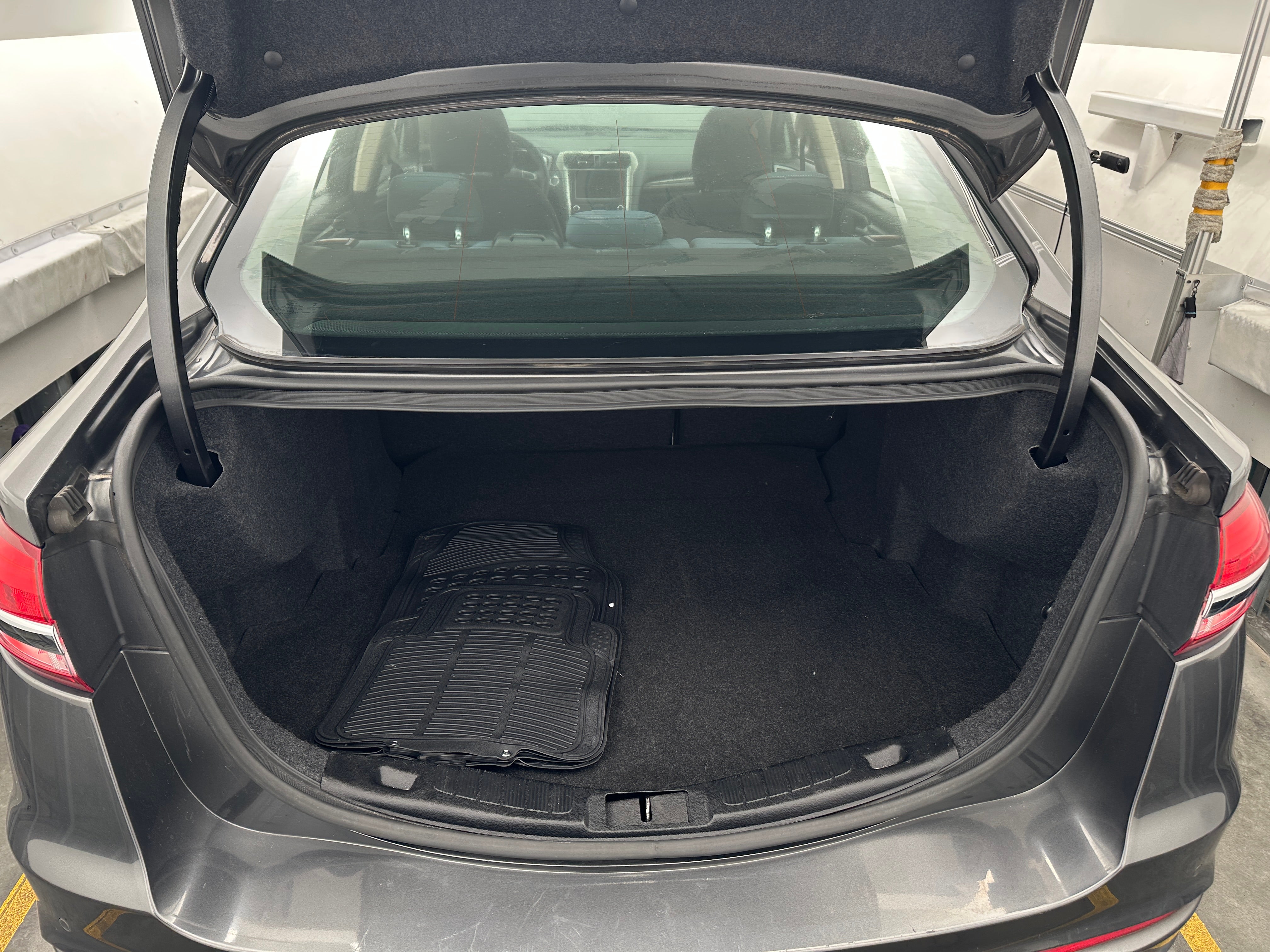 Thumbnail: 2019 Ford Fusion - 7