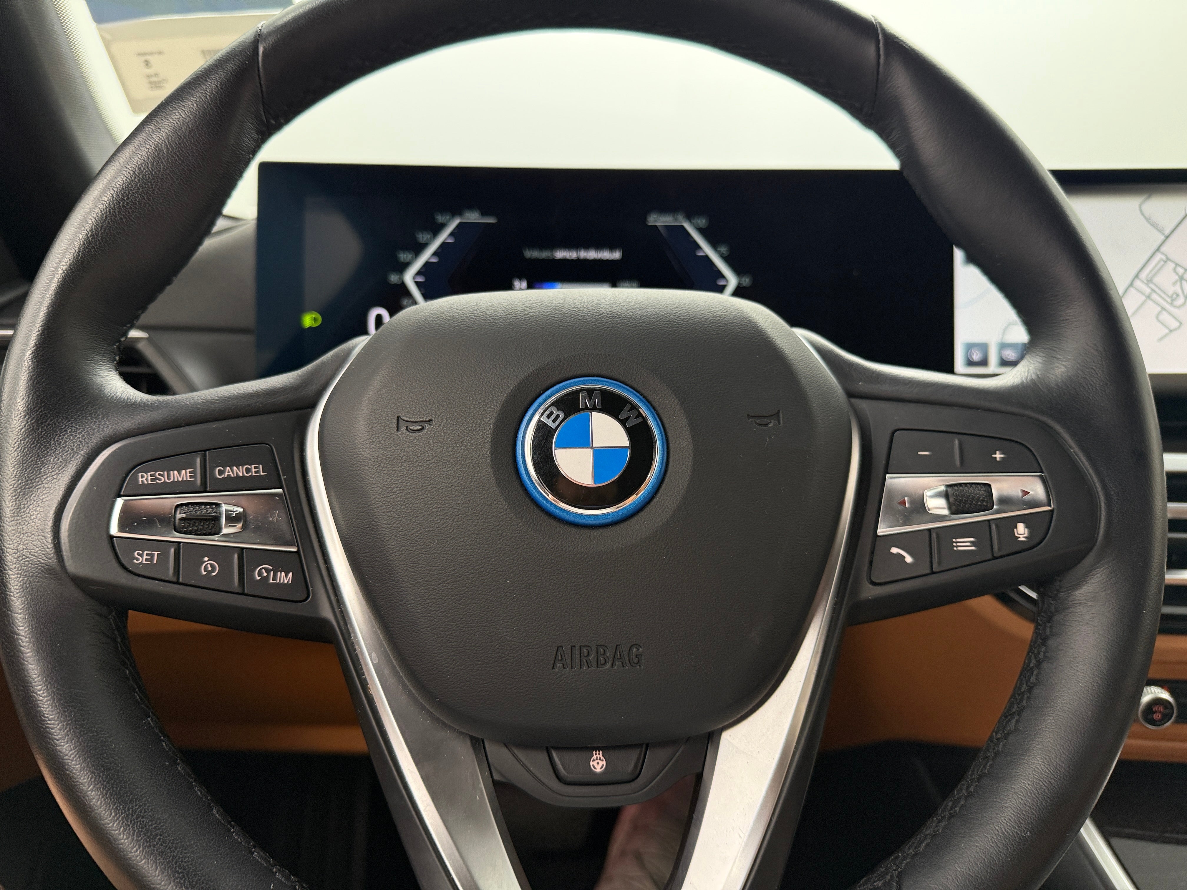 Thumbnail: 2023 BMW i4 - 3