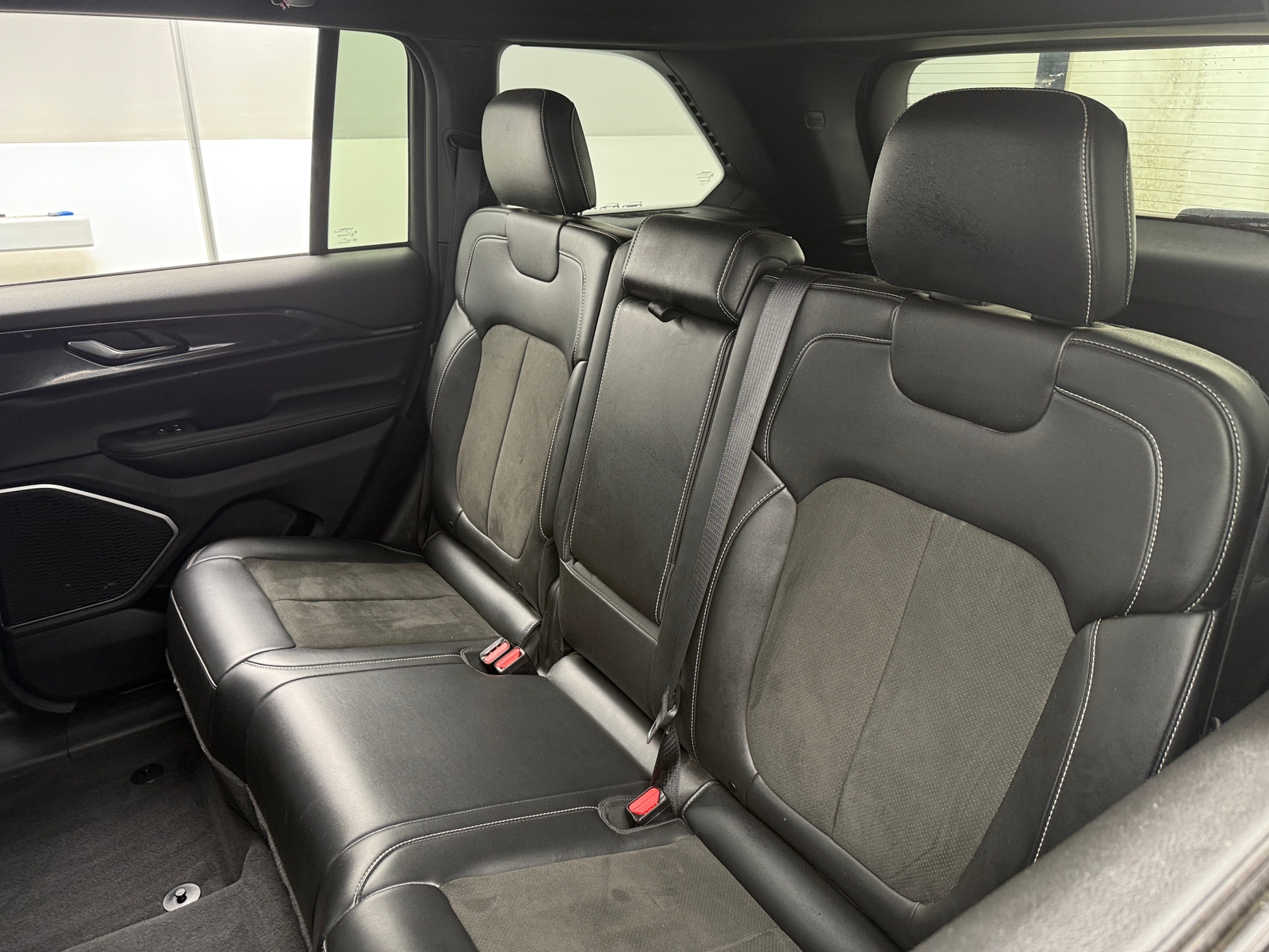 Thumbnail: 2022 Jeep Grand Cherokee - 5