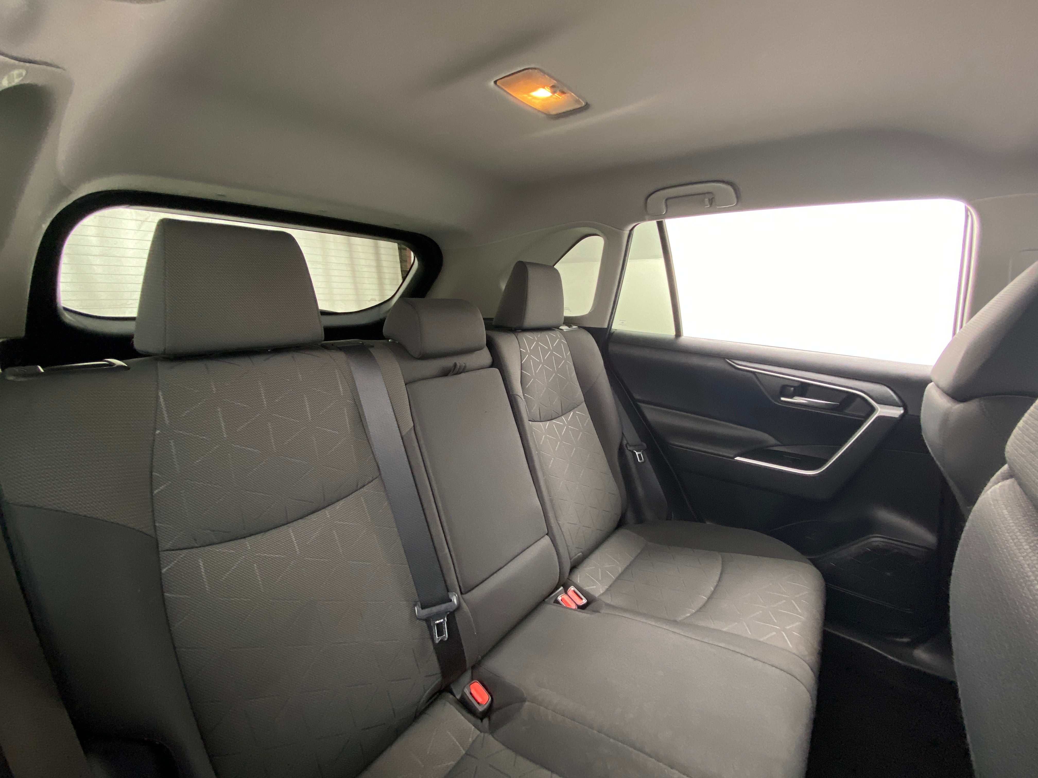 Thumbnail: 2021 Toyota RAV4 - 6
