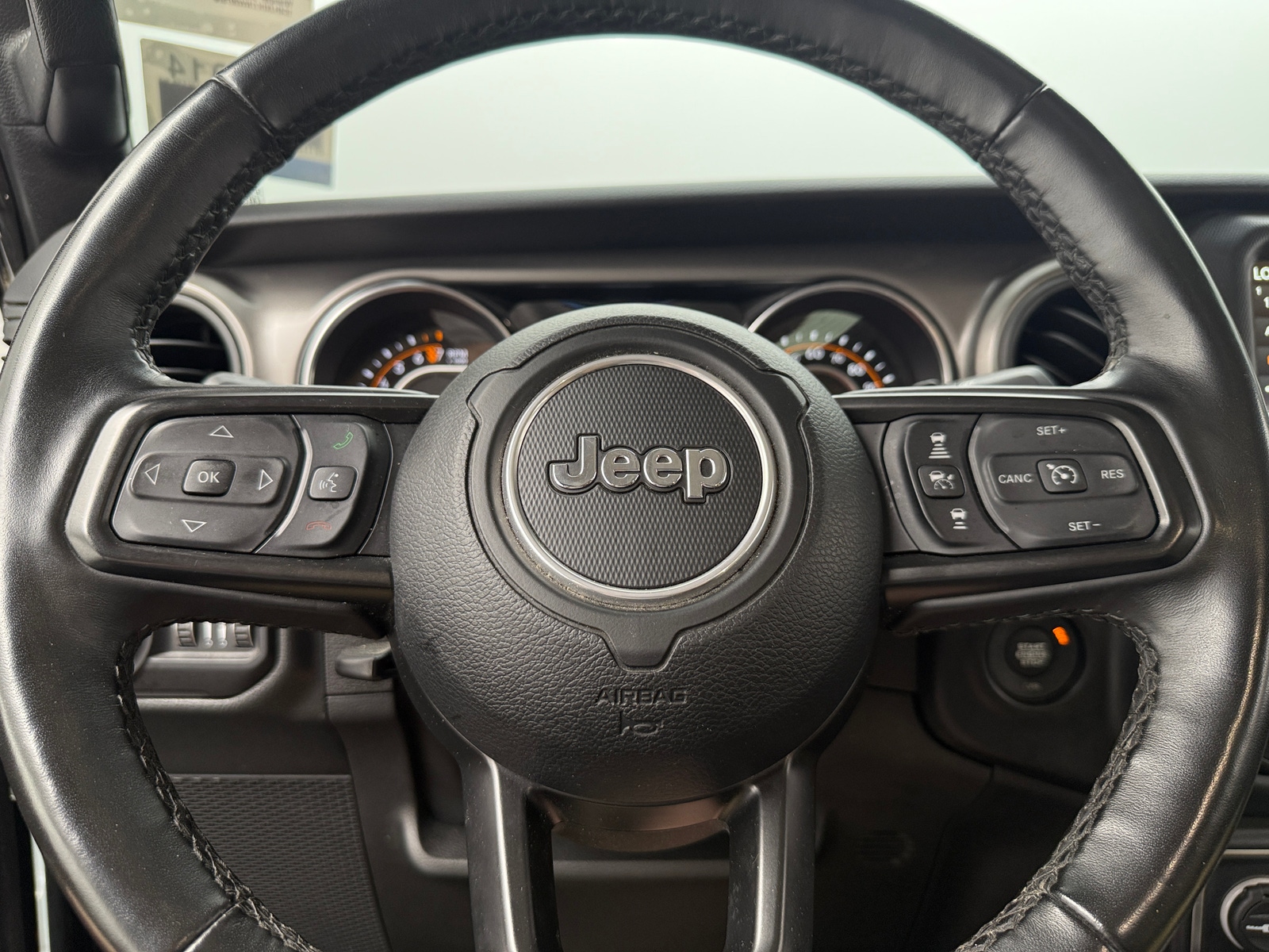 Thumbnail: 2022 Jeep Wrangler - 5