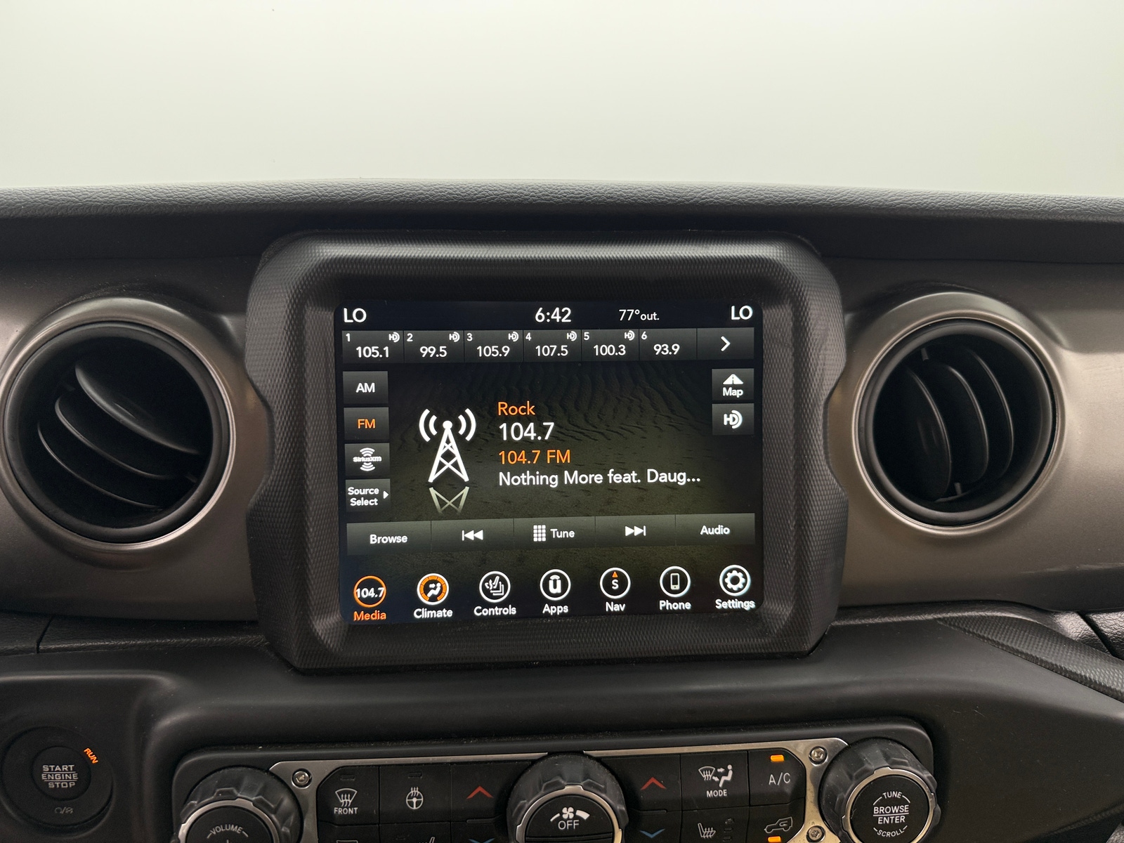 Thumbnail: 2022 Jeep Wrangler - 4