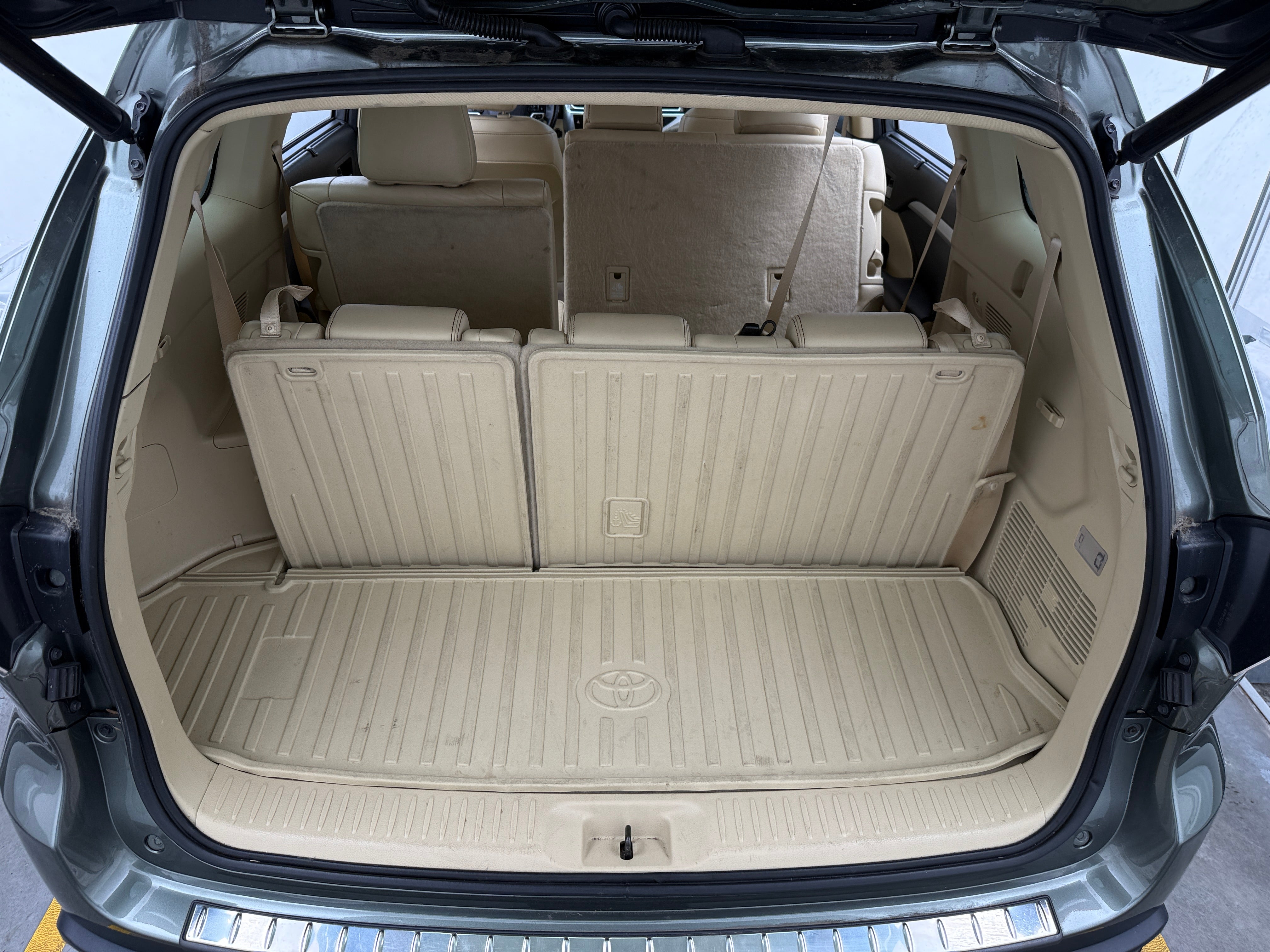 Thumbnail: 2018 Toyota Highlander - 6