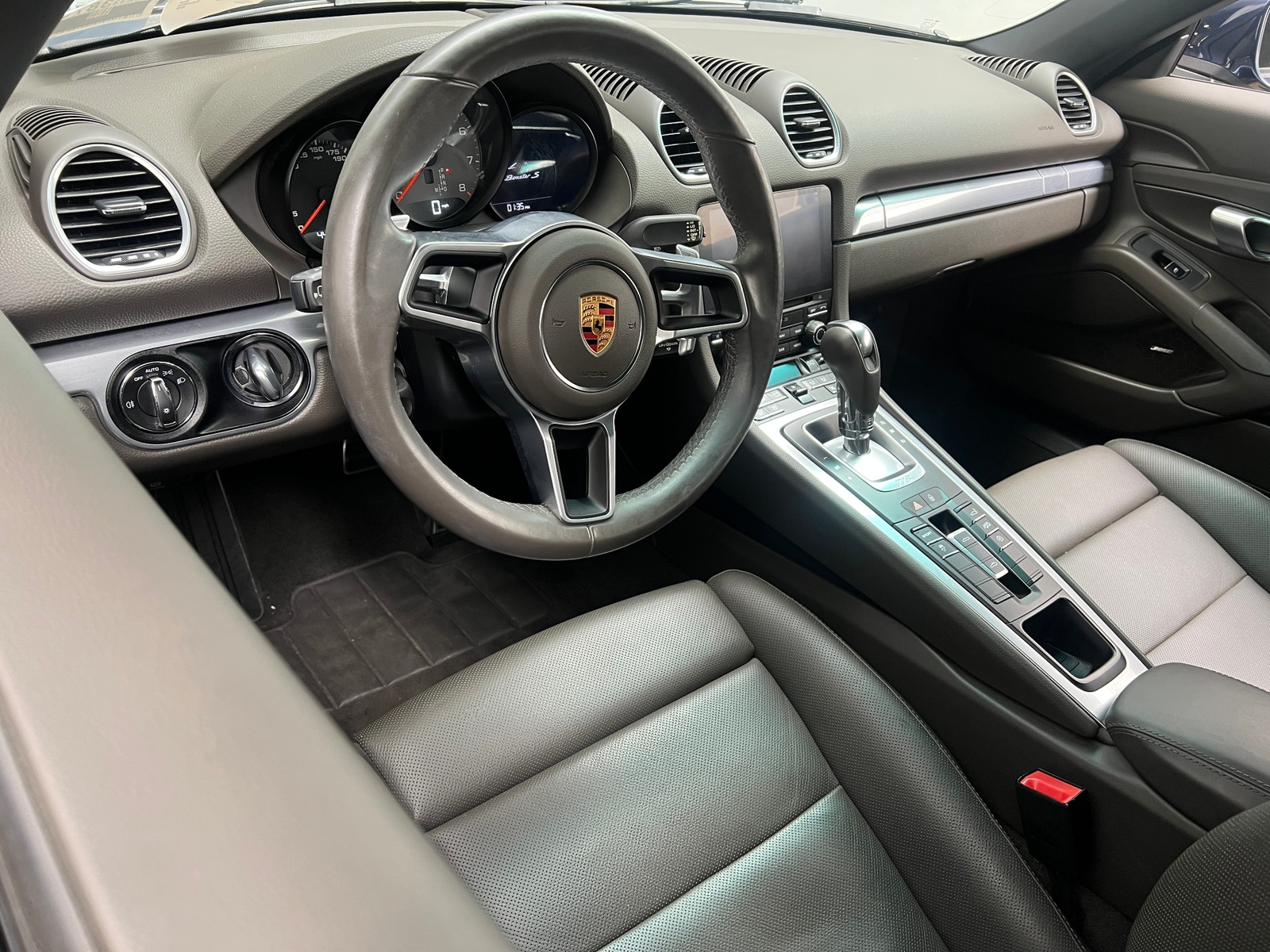 Thumbnail: 2019 Porsche 718 Boxster - 2
