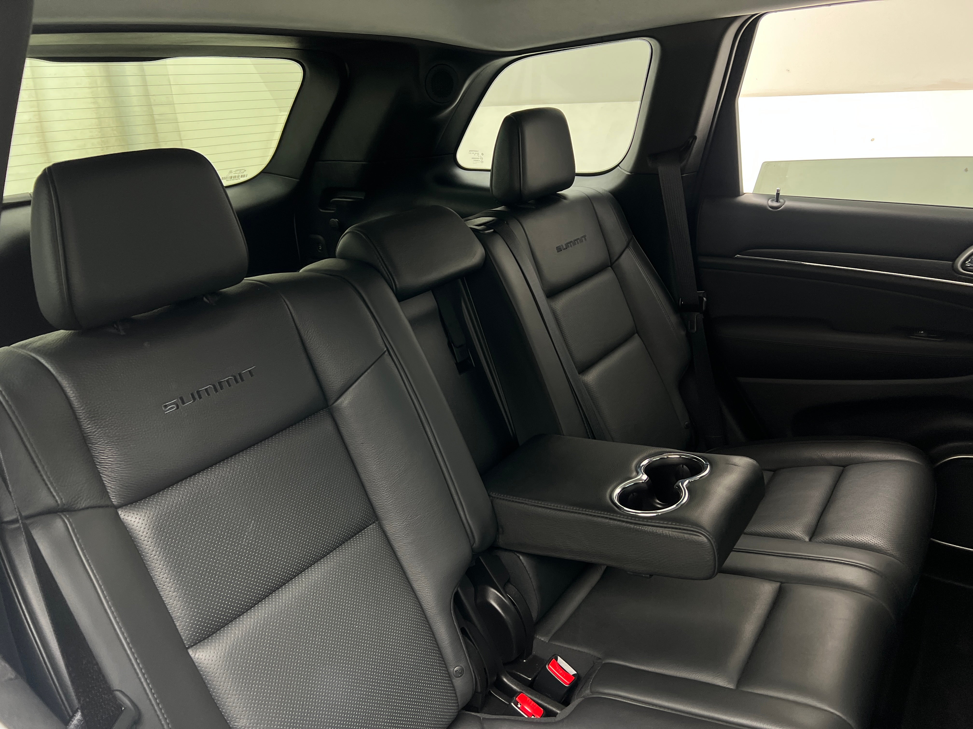 Thumbnail: 2017 Jeep Grand Cherokee - 5