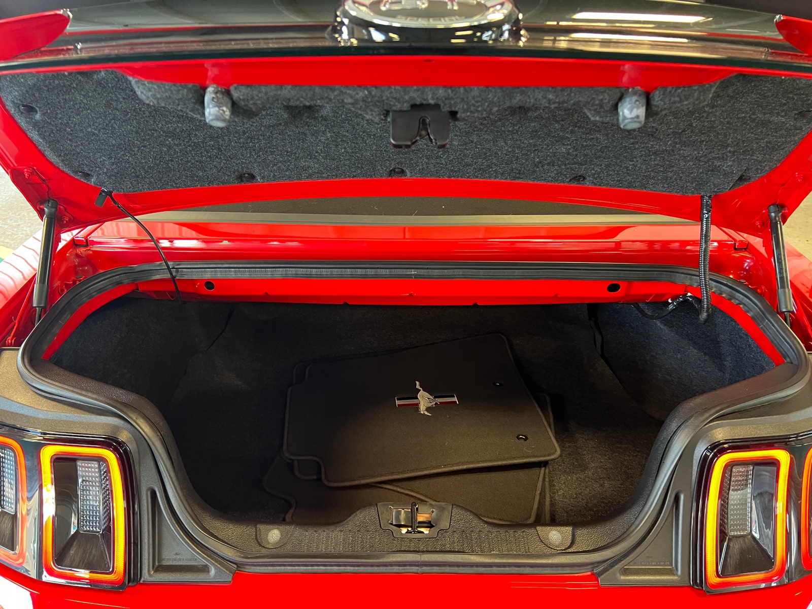 Thumbnail: 2014 Ford Mustang - 6