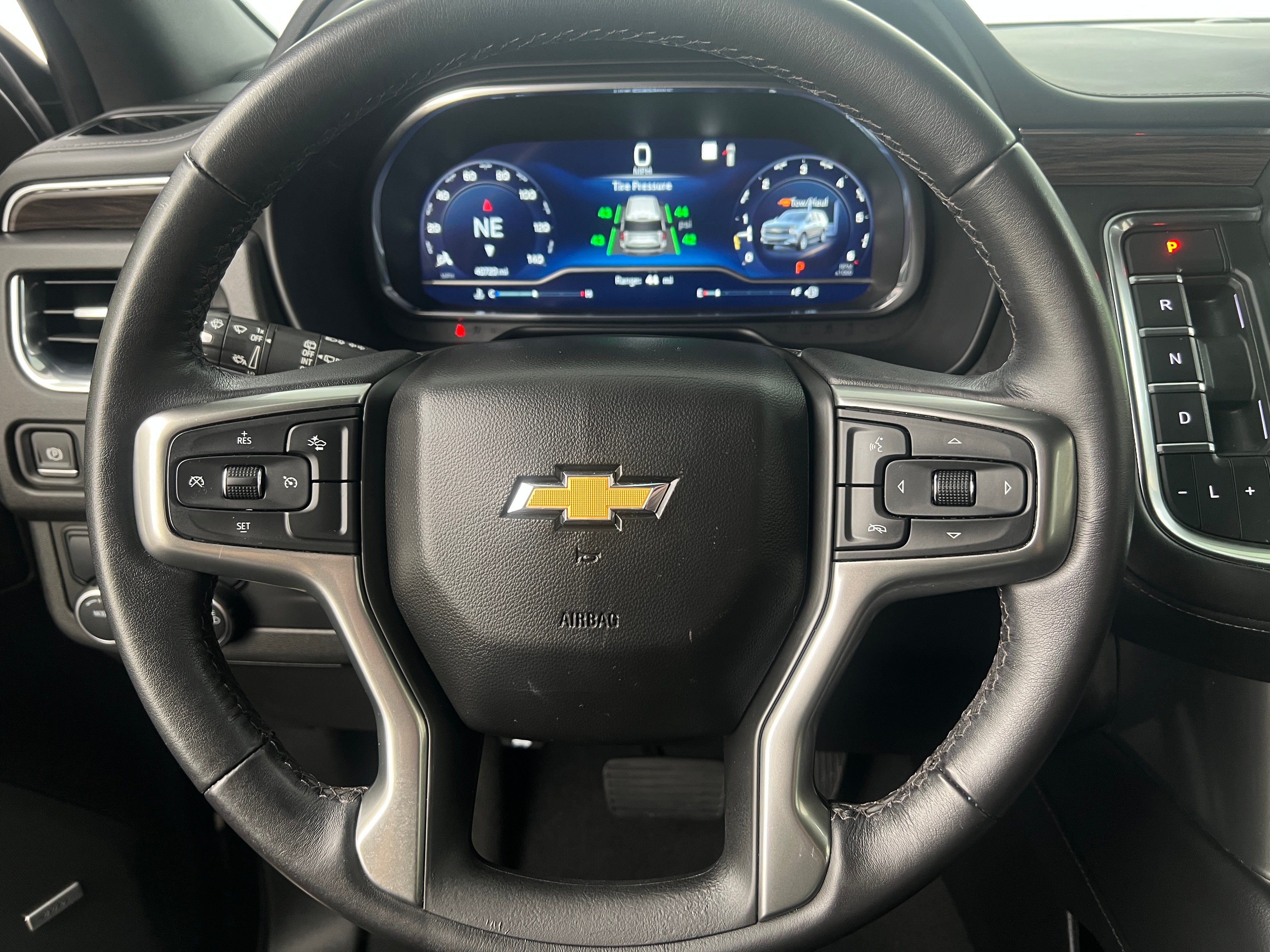 Thumbnail: 2022 Chevrolet Tahoe - 4
