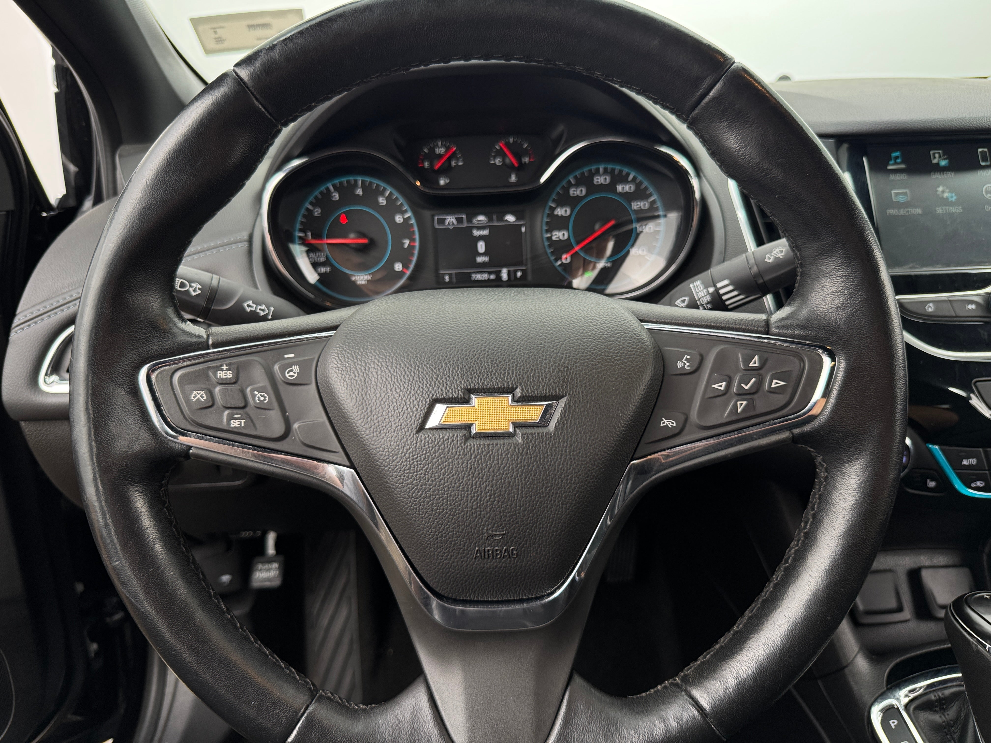 Thumbnail: 2016 Chevrolet Cruze - 4