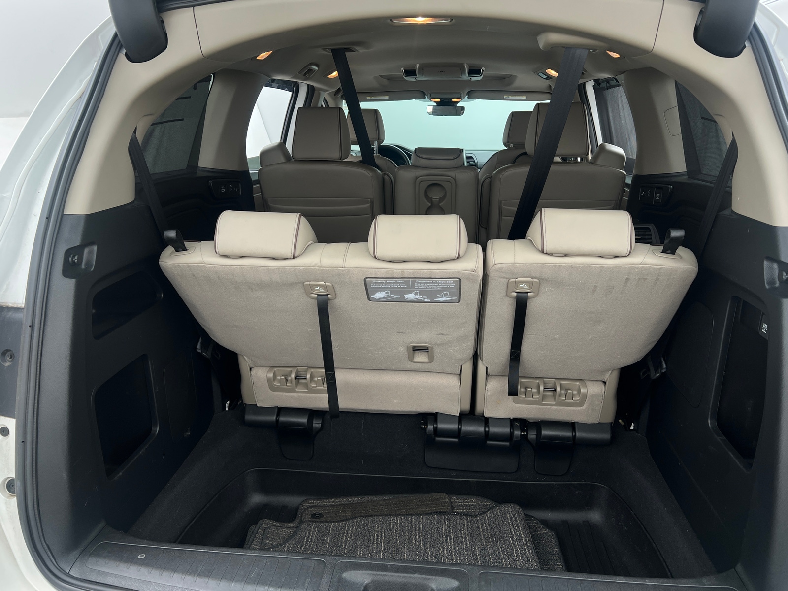 Thumbnail: 2023 Honda Odyssey - 6