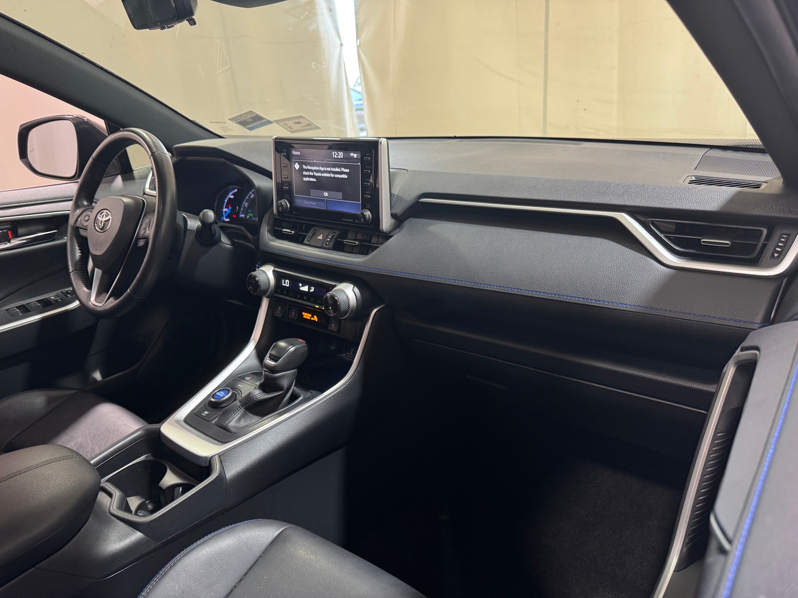 Thumbnail: 2021 Toyota RAV4 - 3