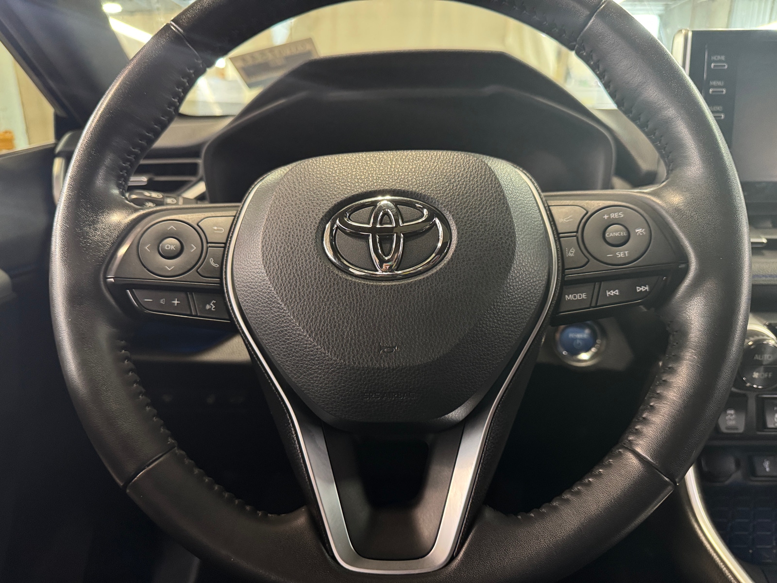 Thumbnail: 2021 Toyota RAV4 - 5