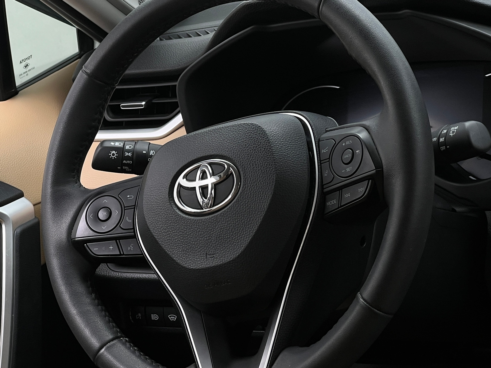 Thumbnail: 2023 Toyota RAV4 - 4