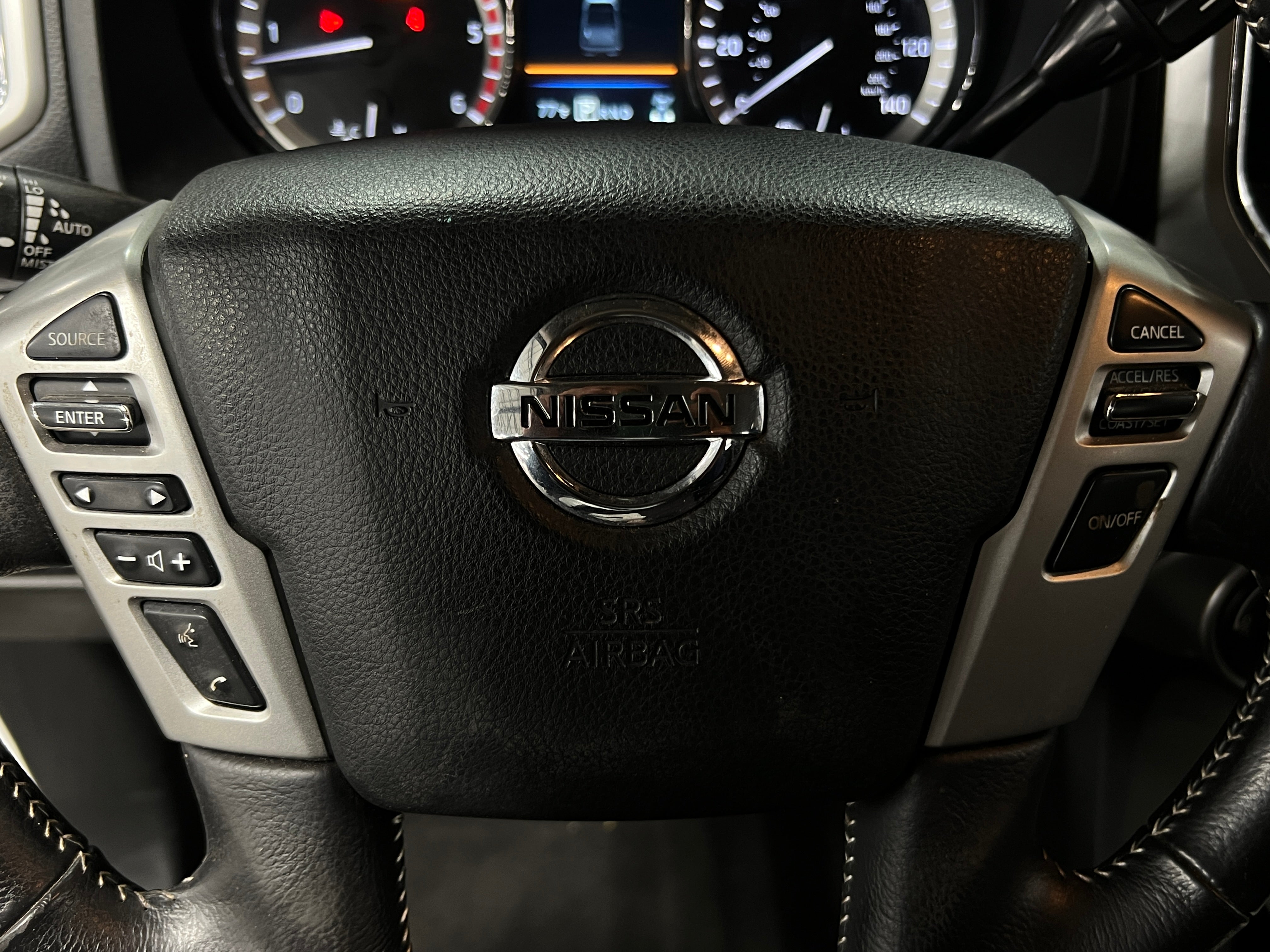 Thumbnail: 2019 Nissan Titan - 5