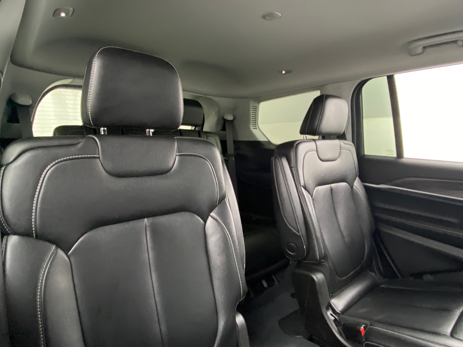Thumbnail: 2023 Jeep Grand Cherokee L - 5
