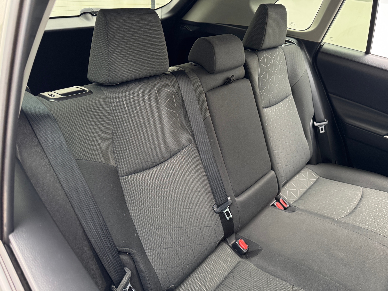 Thumbnail: 2021 Toyota RAV4 - 6