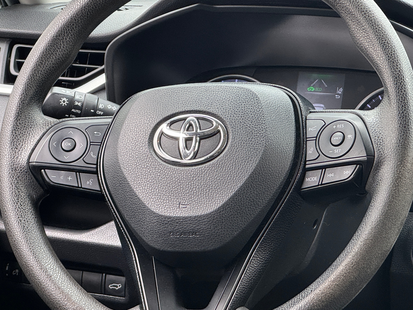 Thumbnail: 2021 Toyota RAV4 - 5