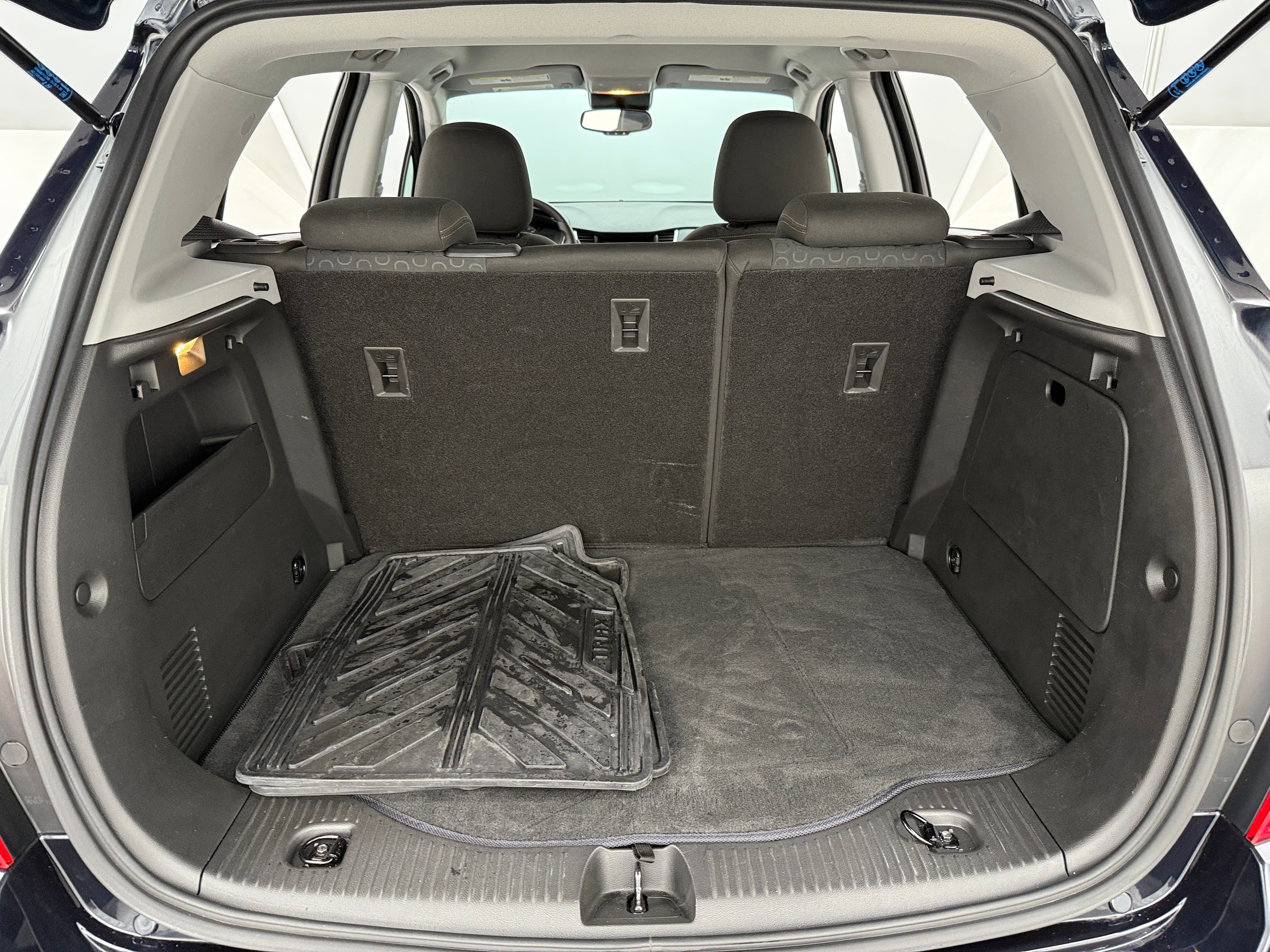 Thumbnail: 2021 Chevrolet Trax - 7