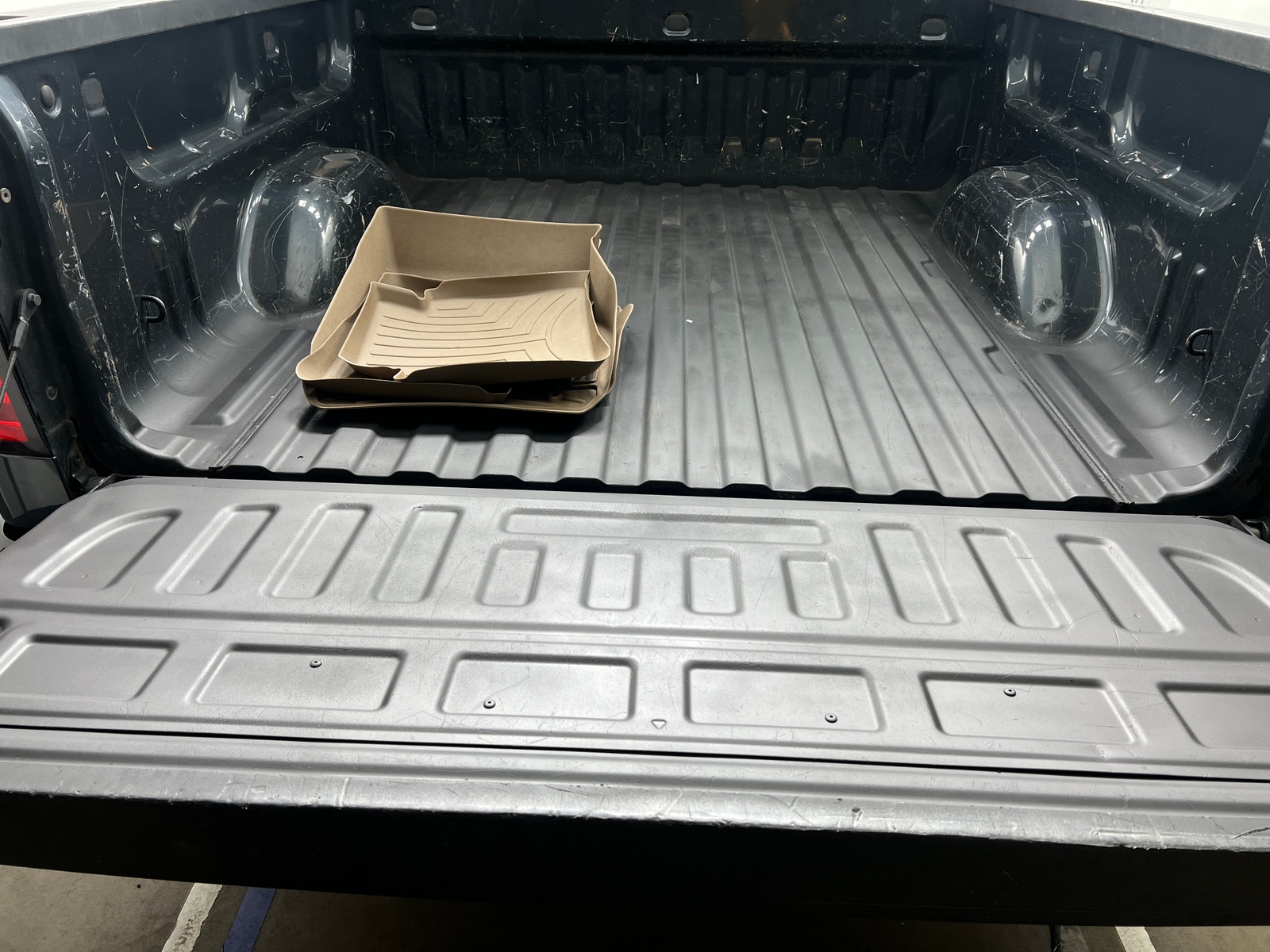 Thumbnail: 2018 Chevrolet Silverado 1500 - 7