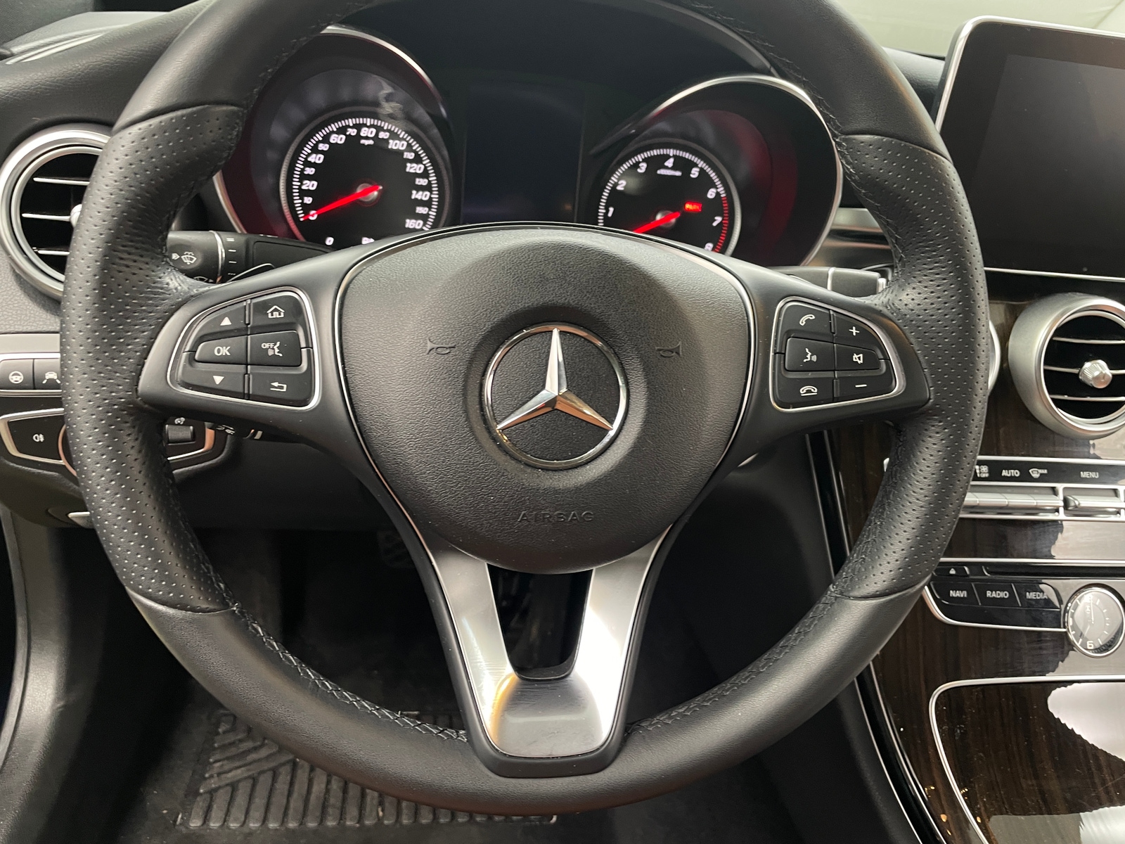 Thumbnail: 2018 Mercedes-Benz C-Class - 3