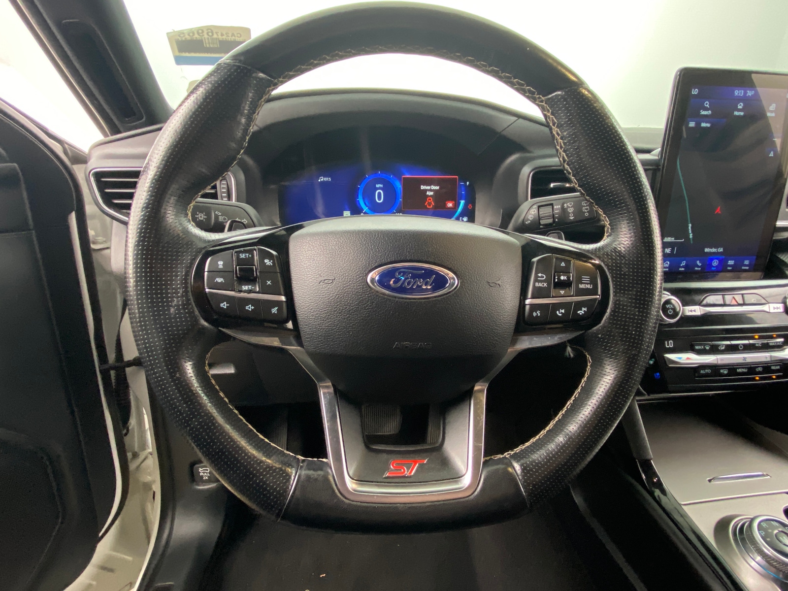Thumbnail: 2021 Ford Explorer - 4