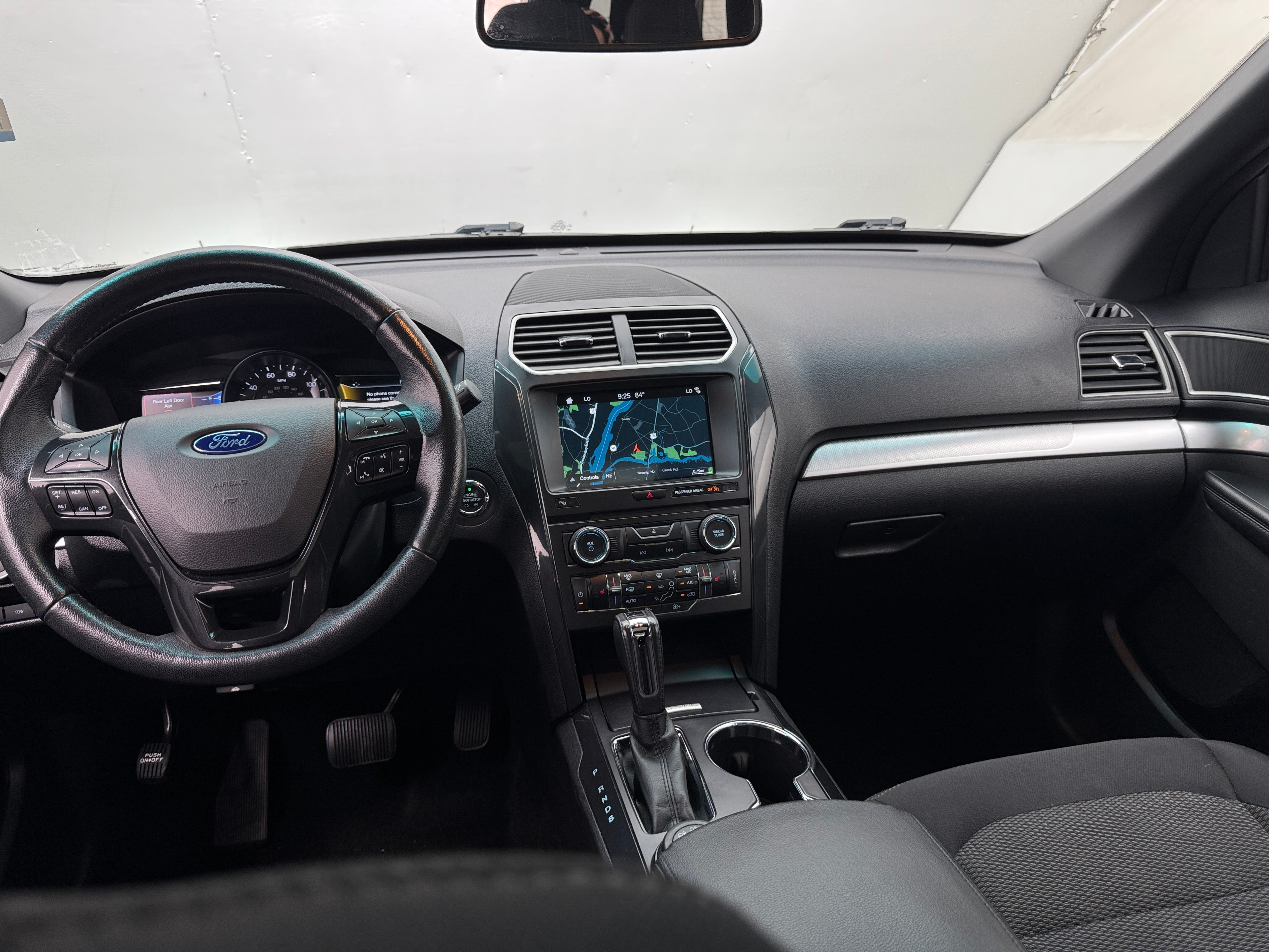 Thumbnail: 2017 Ford Explorer - 3