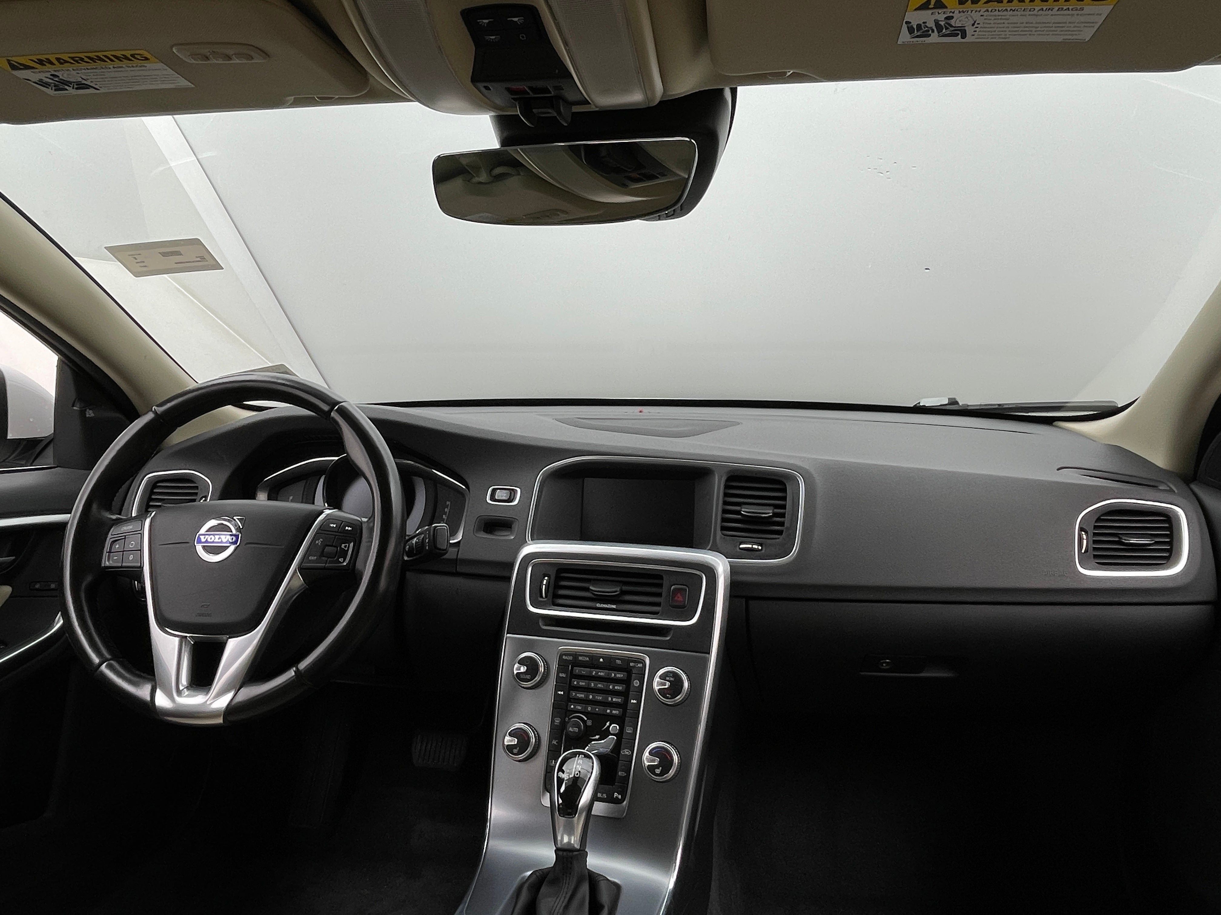 Thumbnail: 2017 Volvo S60 - 2