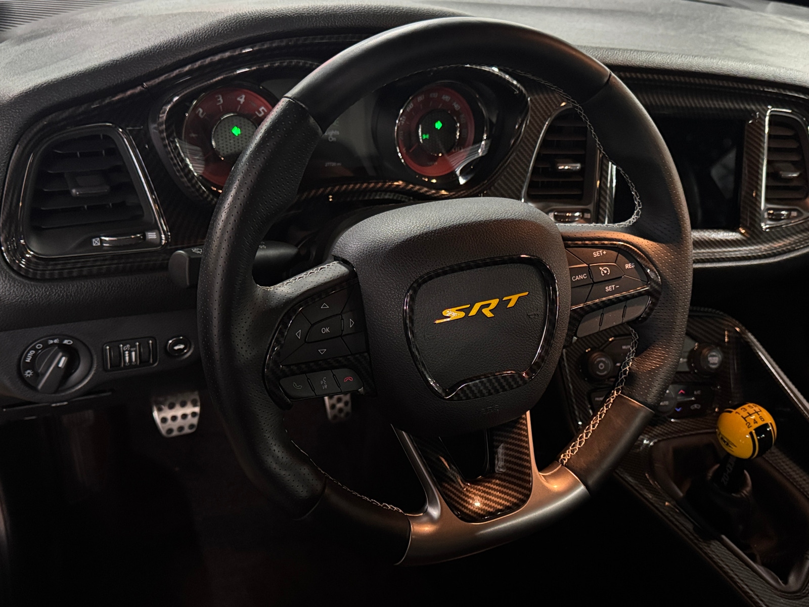Thumbnail: 2017 Dodge Challenger - 3