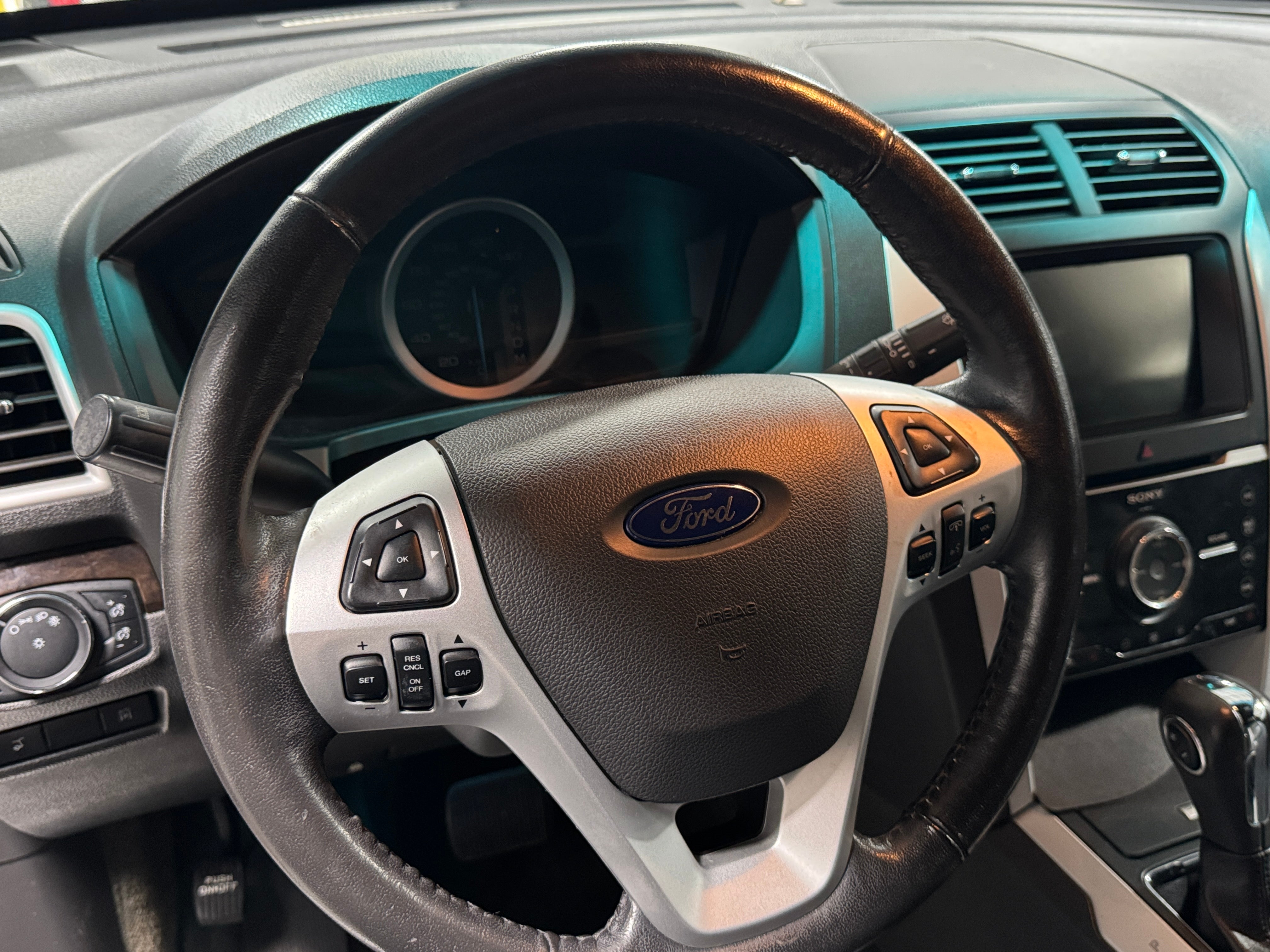 Thumbnail: 2014 Ford Explorer - 4