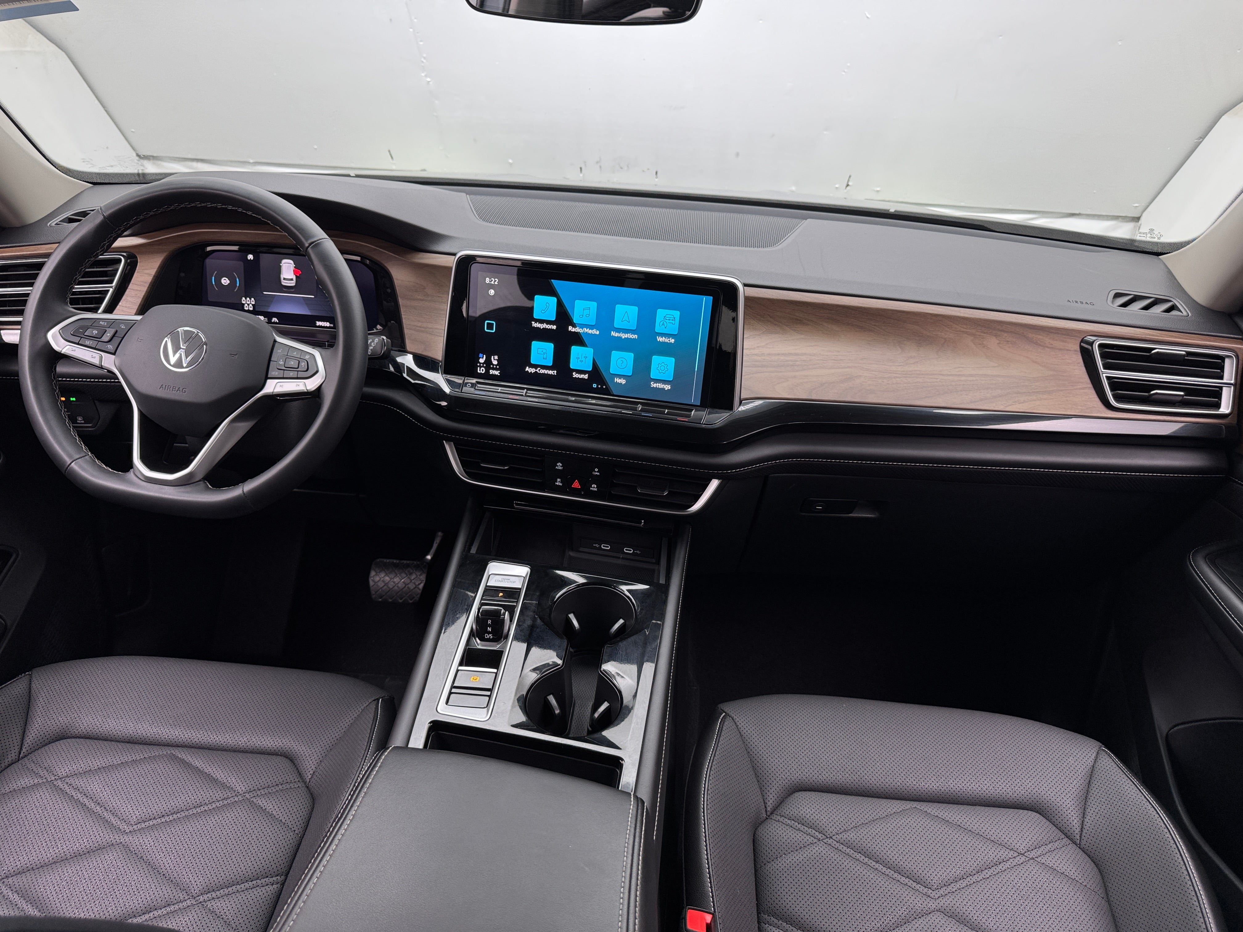 Thumbnail: 2024 Volkswagen Atlas - 2