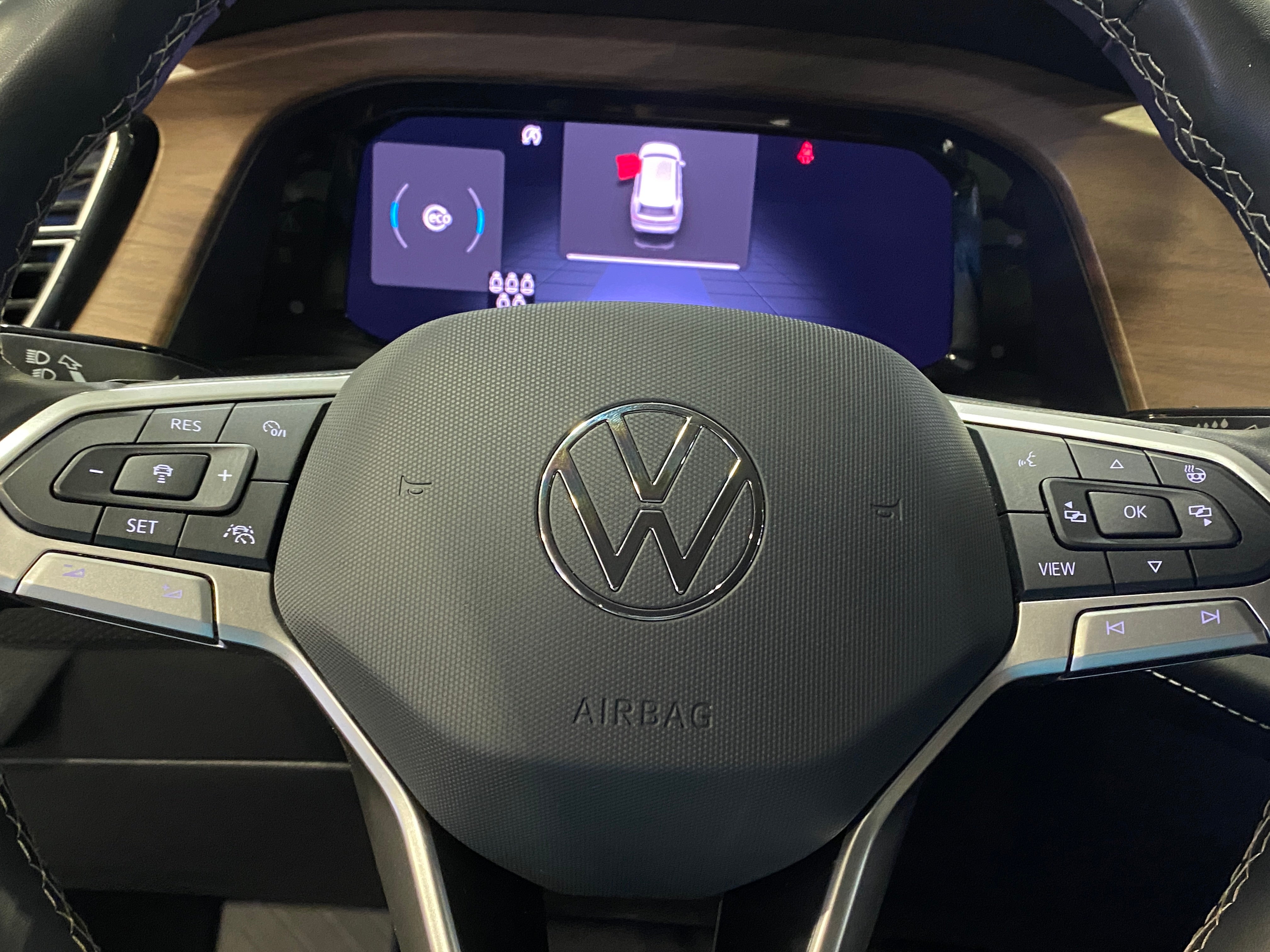 Thumbnail: 2024 Volkswagen Atlas - 4
