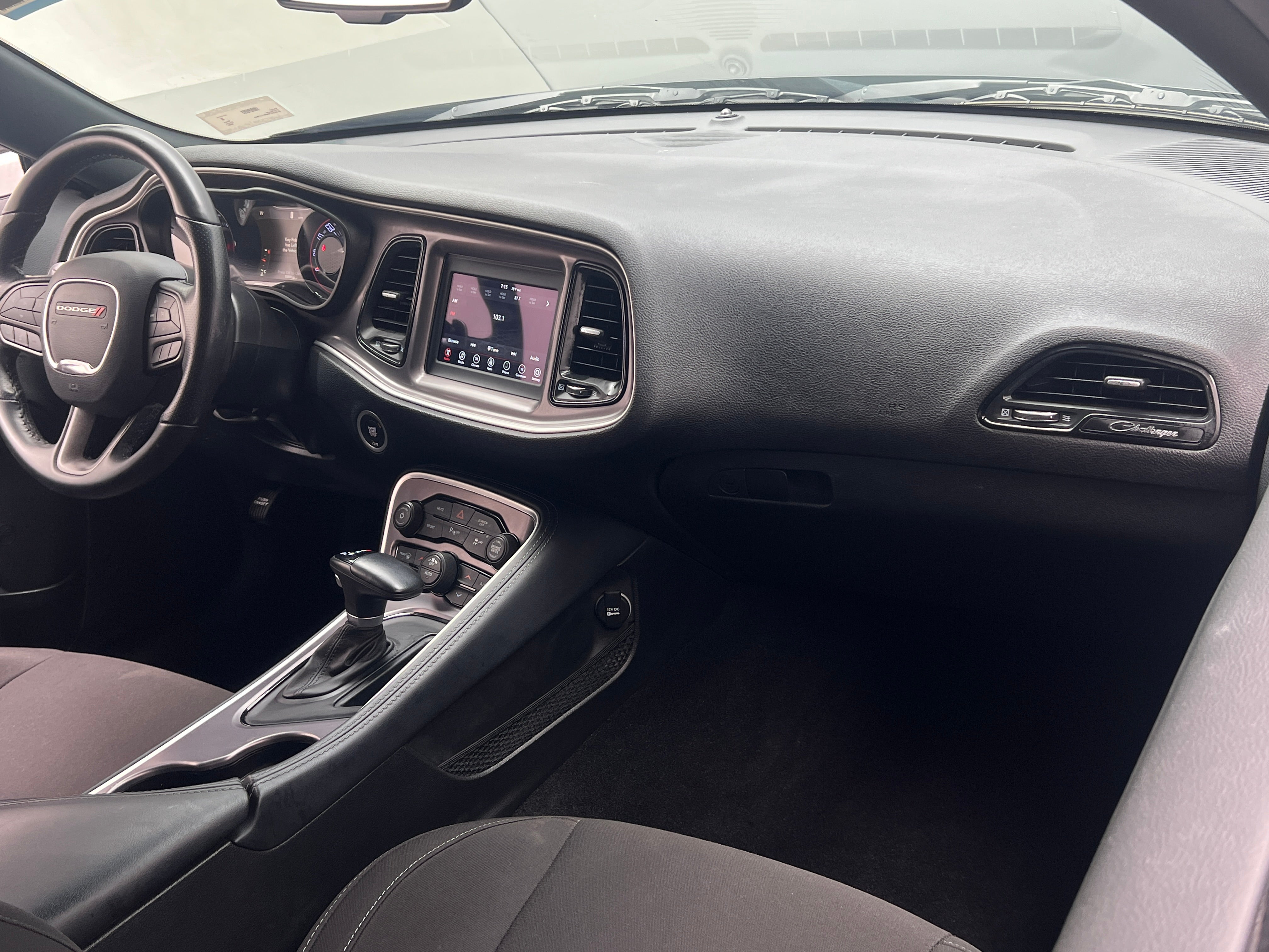 Thumbnail: 2022 Dodge Challenger - 3