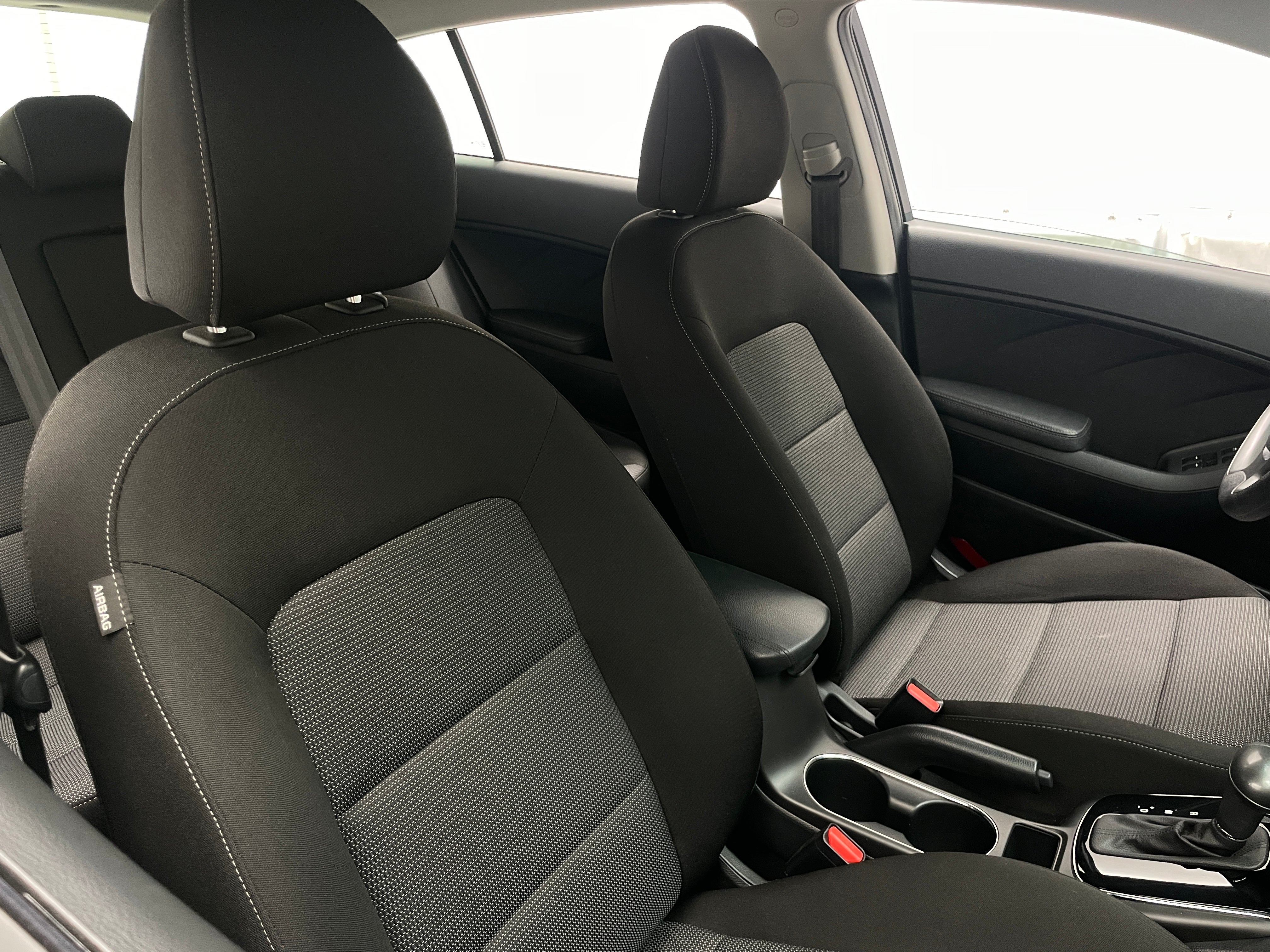 Thumbnail: 2017 Kia Forte - 2