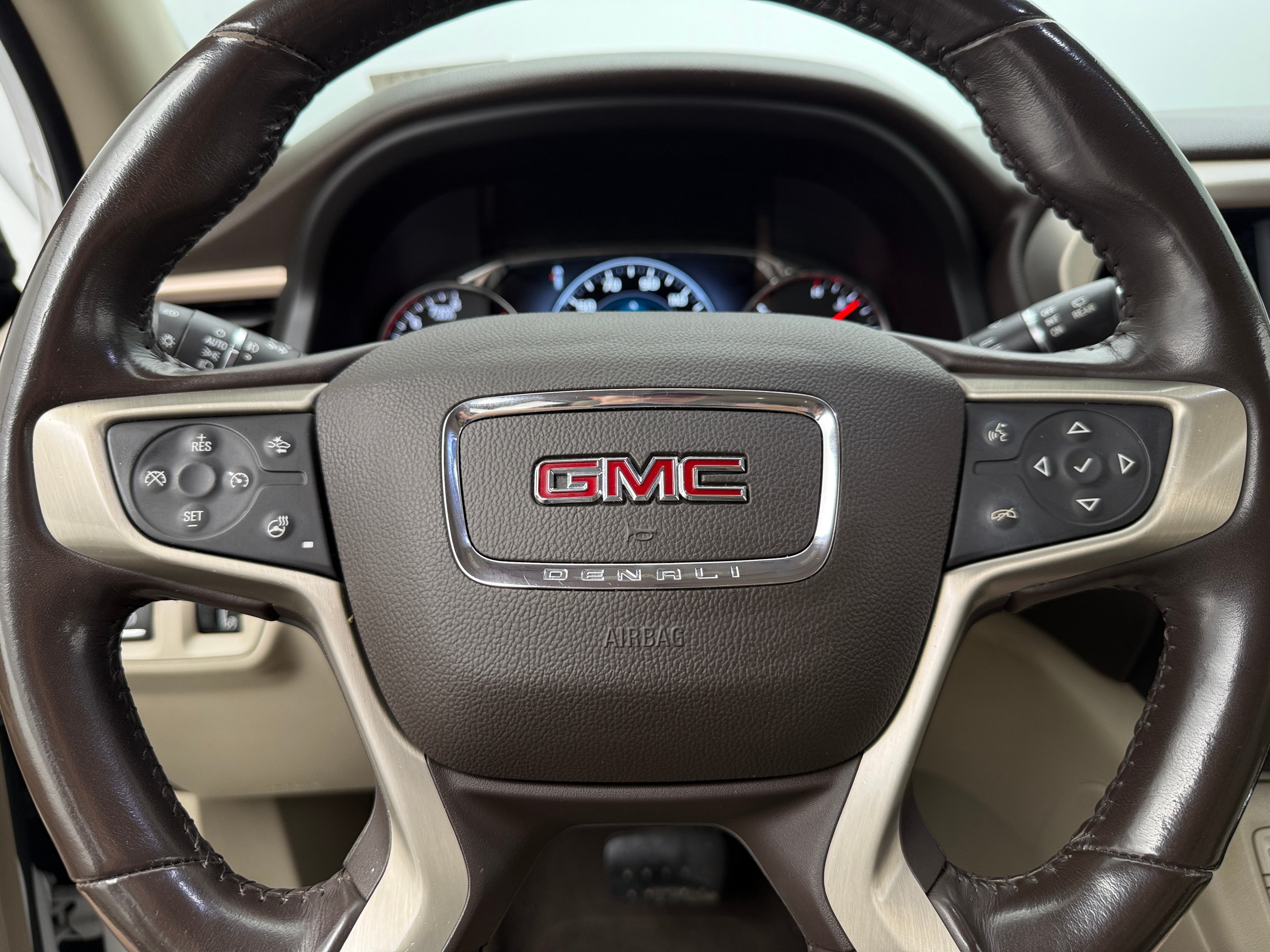 Thumbnail: 2019 GMC Acadia - 4