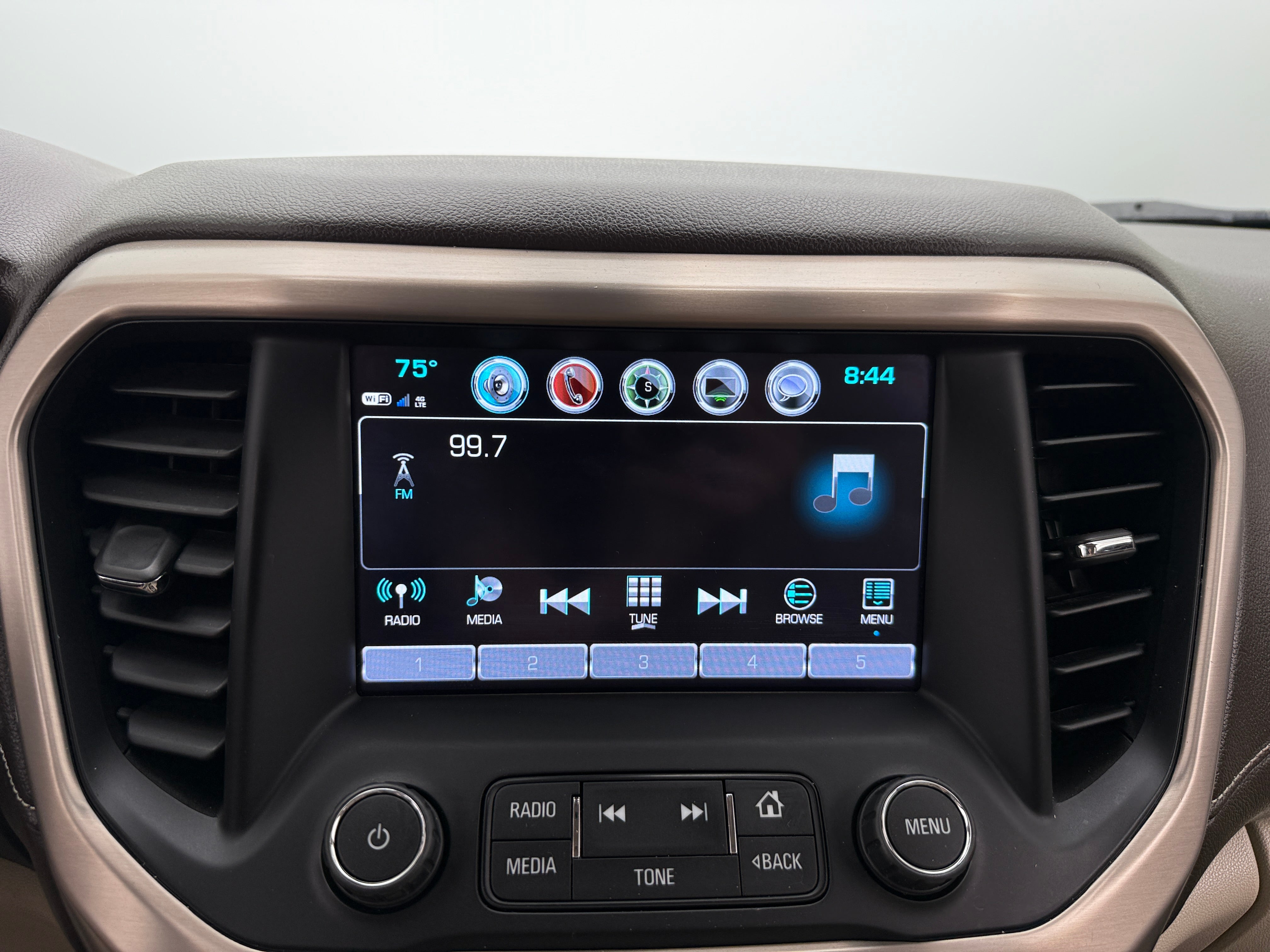 Thumbnail: 2019 GMC Acadia - 3
