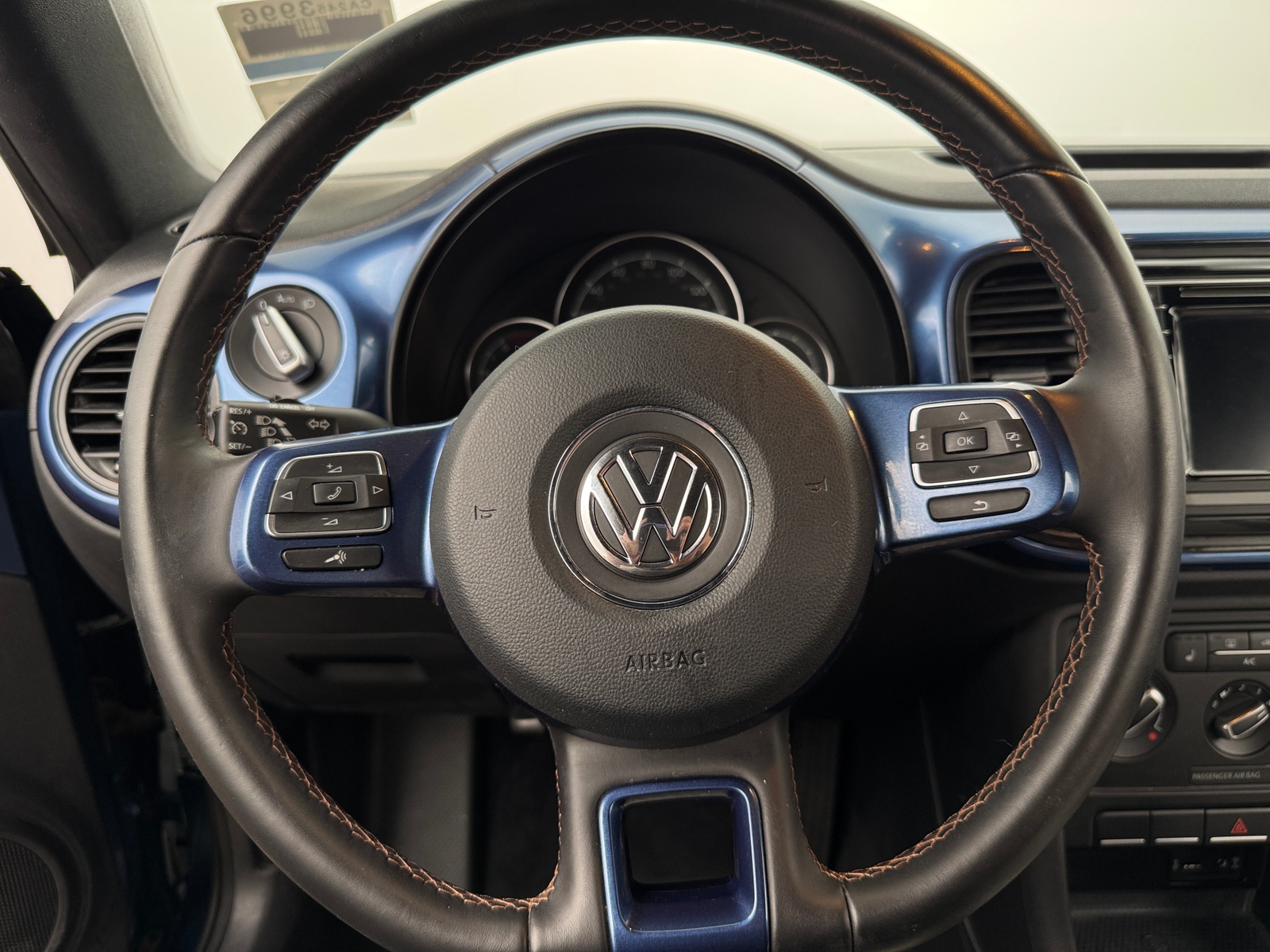 Thumbnail: 2017 Volkswagen Beetle - 5