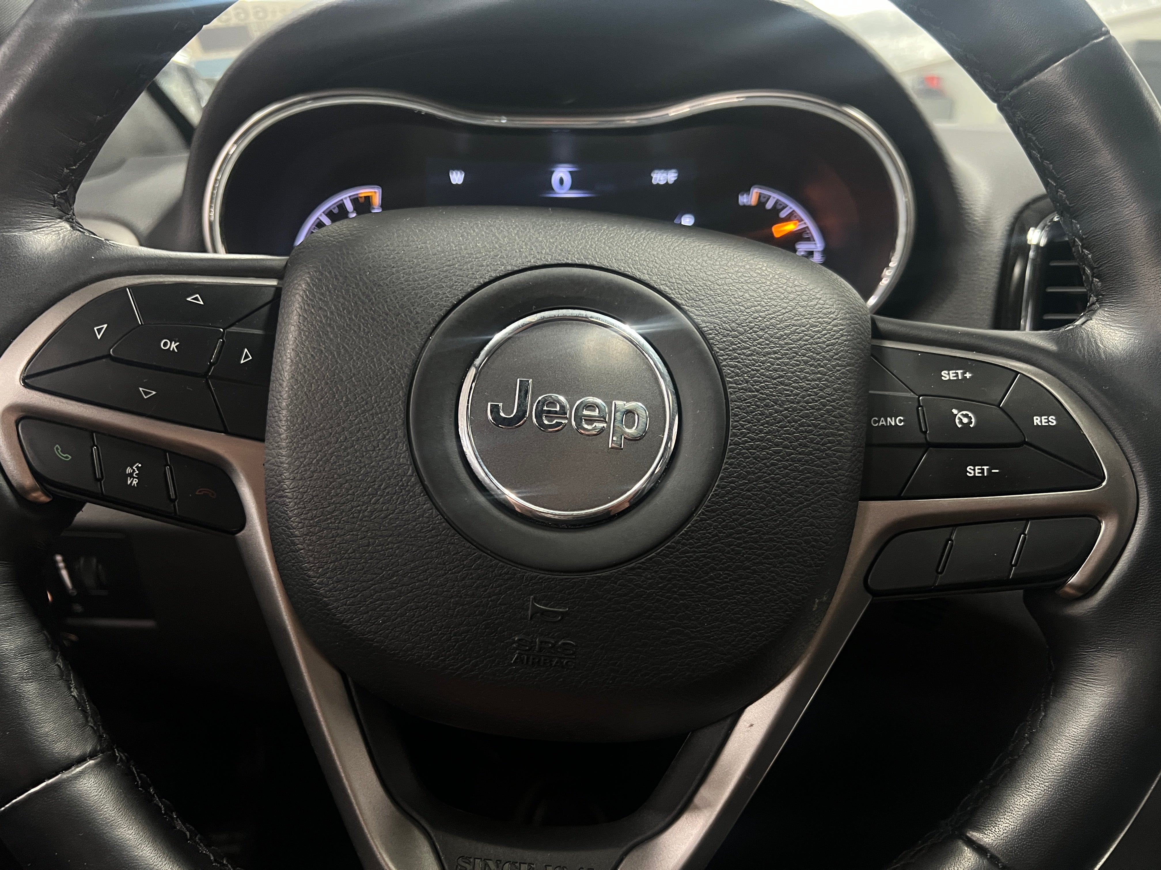 Thumbnail: 2021 Jeep Grand Cherokee - 4