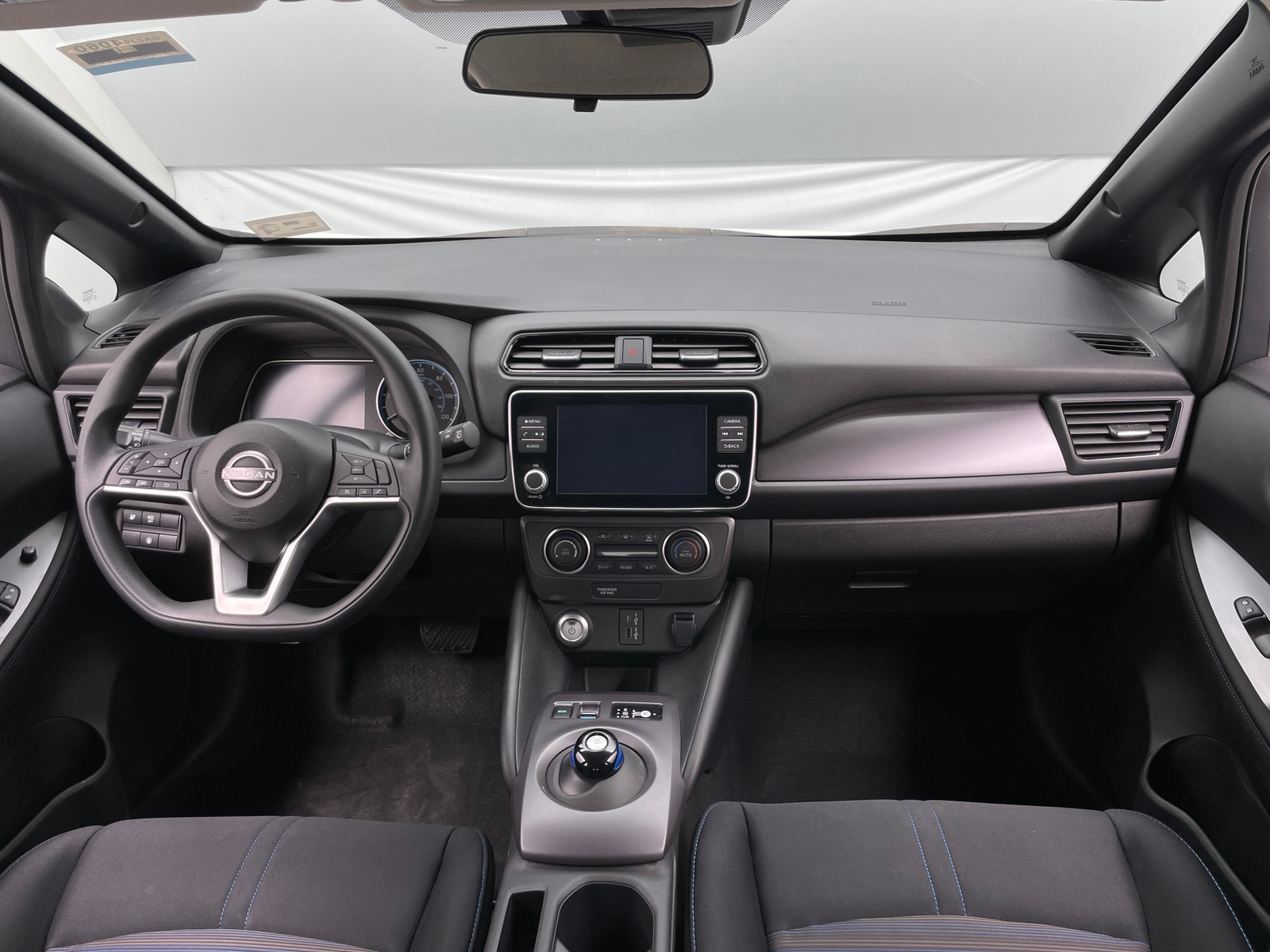 Thumbnail: 2024 Nissan Leaf - 3