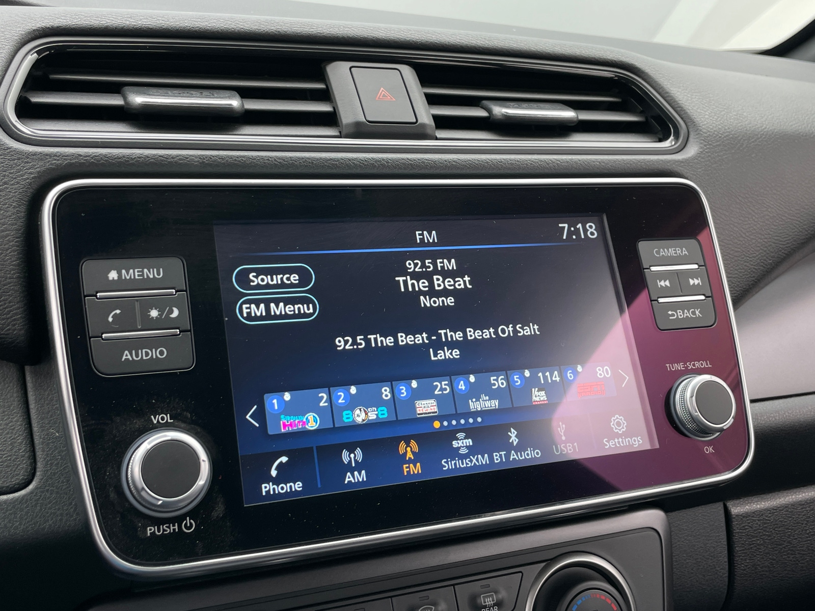 Thumbnail: 2024 Nissan Leaf - 4