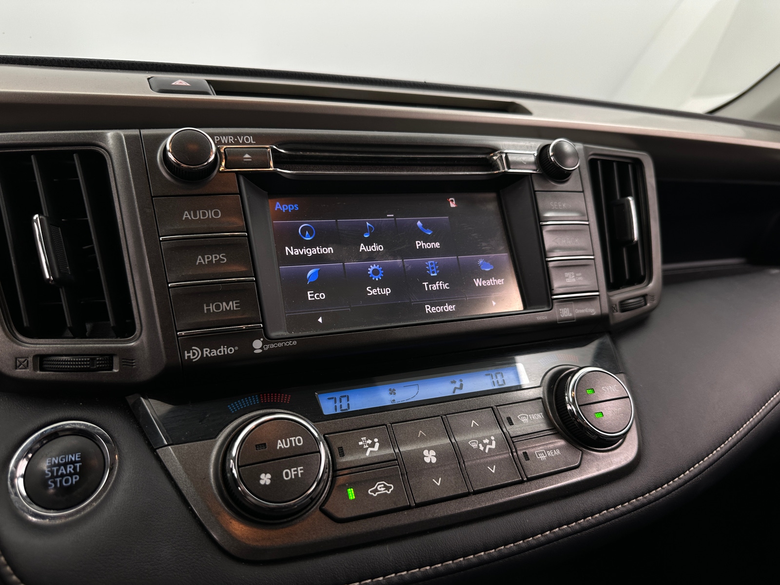 Thumbnail: 2014 Toyota RAV4 - 3