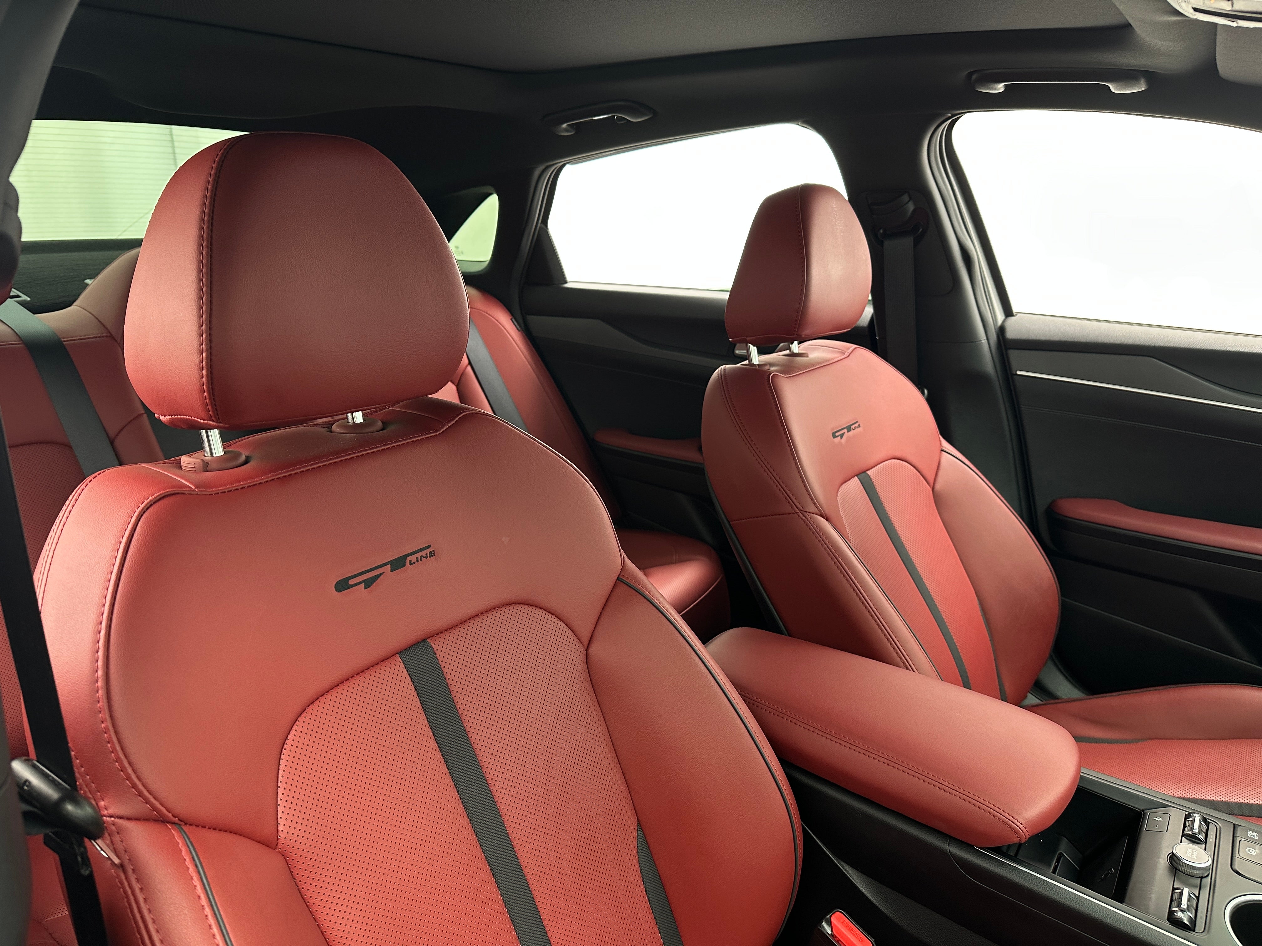 Thumbnail: 2021 Kia K5 - 2