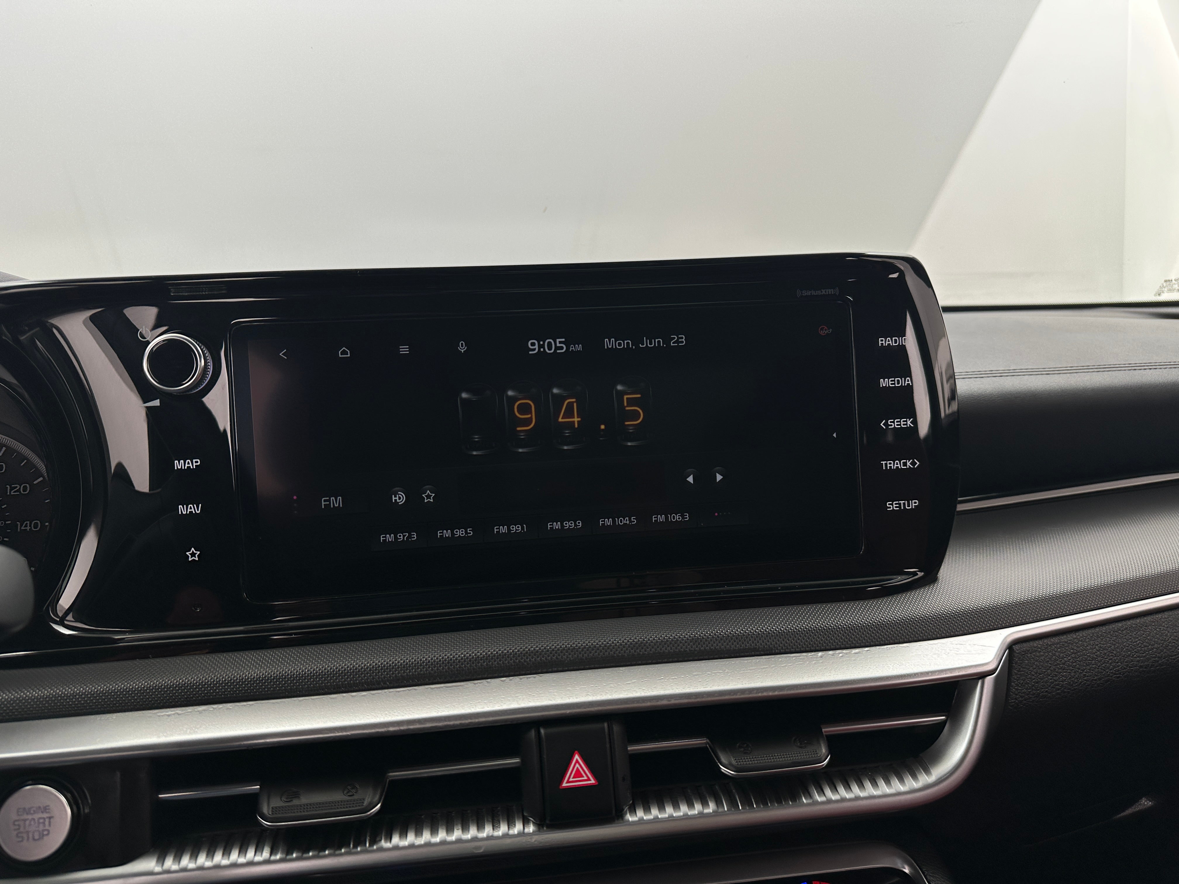 Thumbnail: 2021 Kia K5 - 4