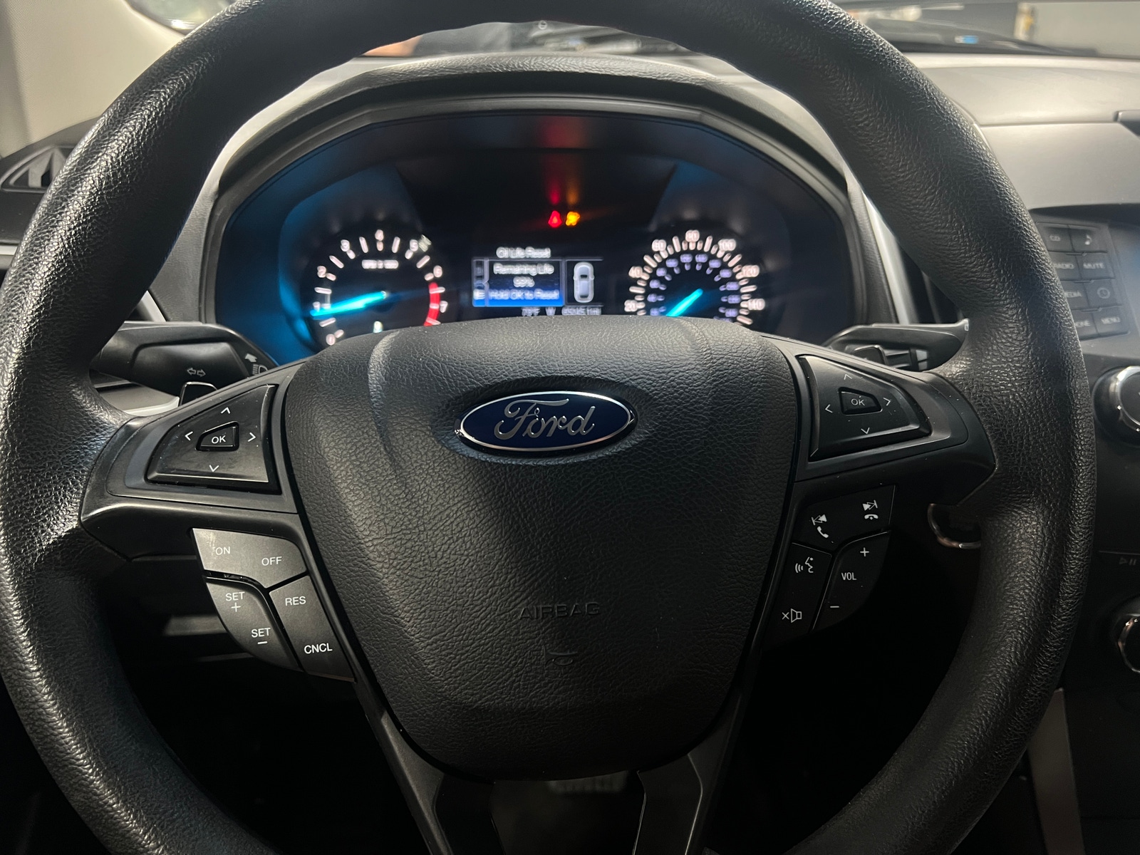 Thumbnail: 2017 Ford Edge - 5